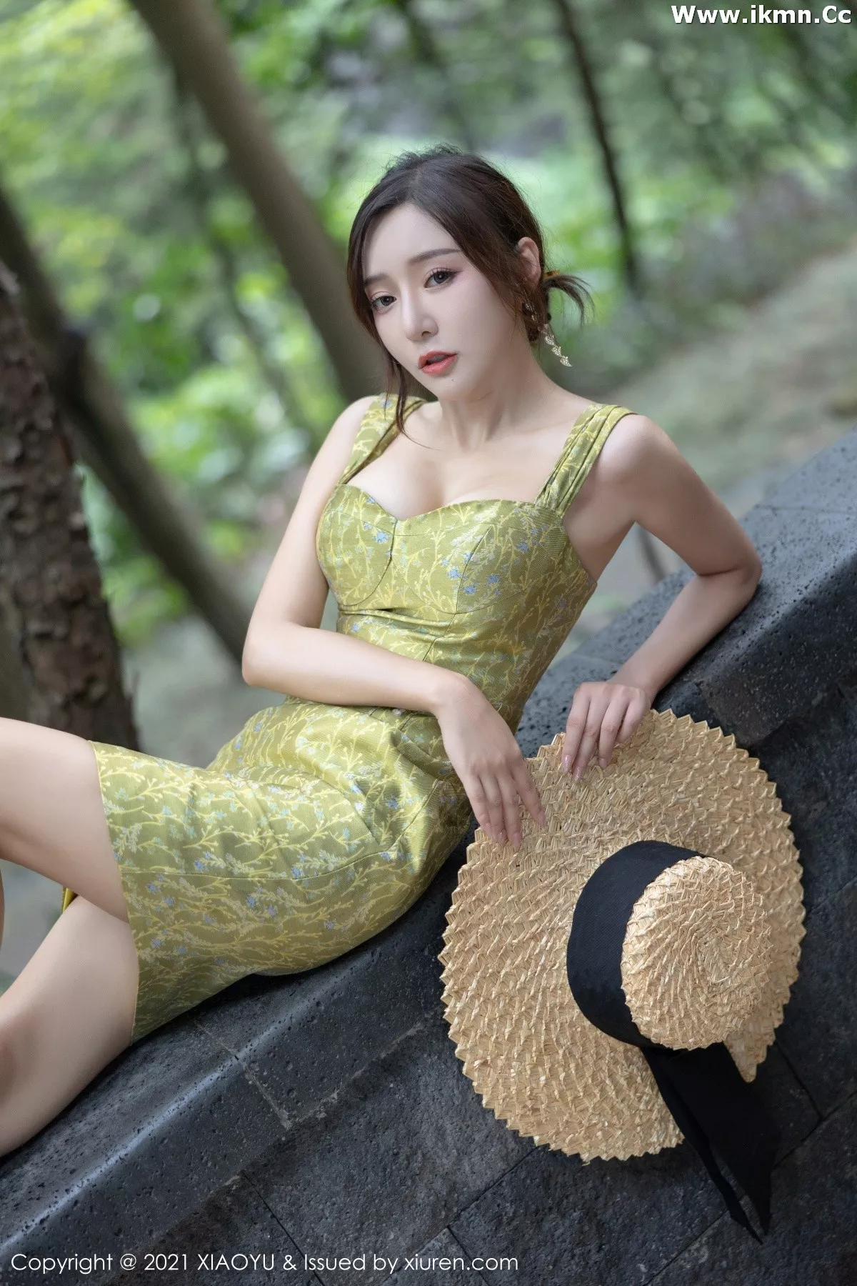 2kmn.vip_[XiaoYu画语界]Vol.624_女神王馨瑶yanni典雅多姿礼裙+薄透服饰秀火辣身材诱惑写真83P