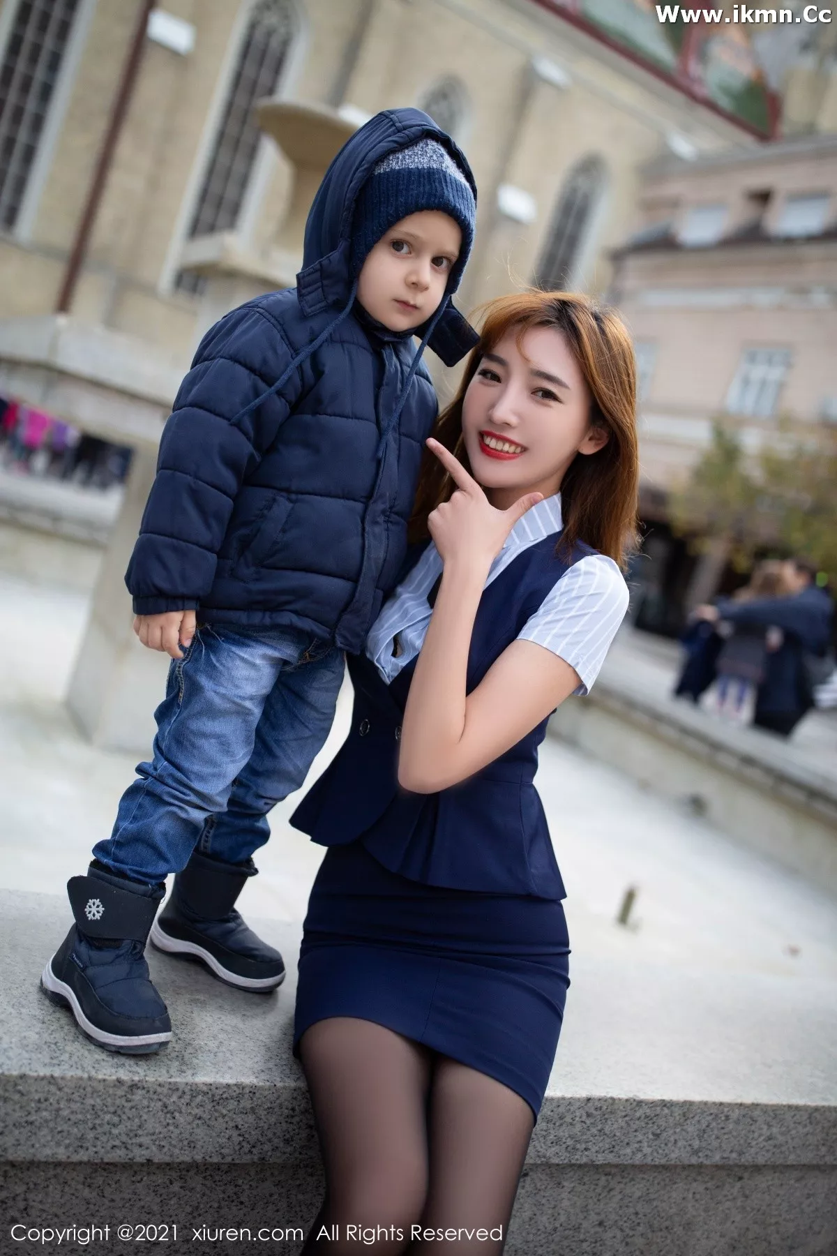 2kmn.vip_[XiuRen秀人网]No.4321_模特陆萱萱多场景多套服装性感内衣系列秀完美身材诱惑写真95P