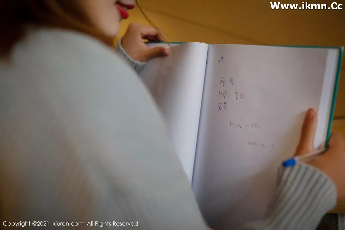 2kmn.vip_[XiuRen秀人网]No.4321_模特陆萱萱多场景多套服装性感内衣系列秀完美身材诱惑写真95P