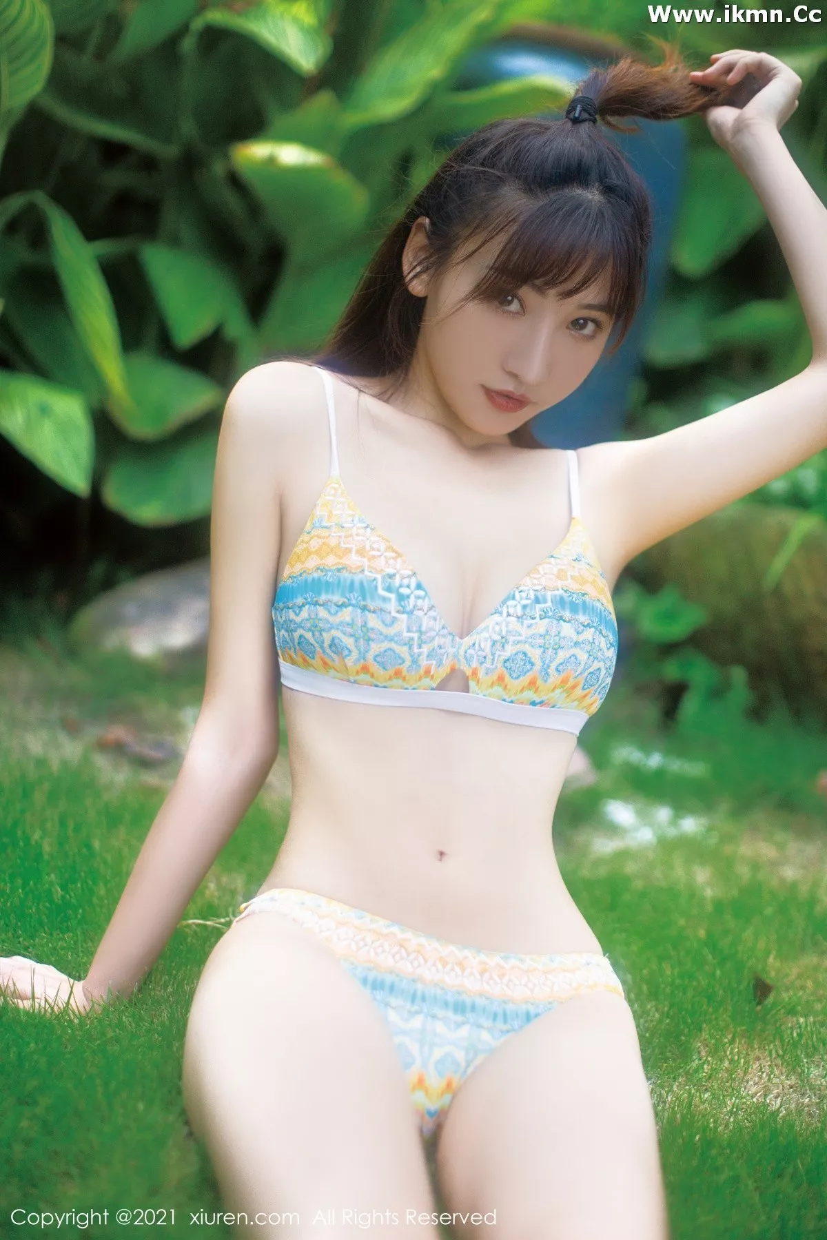 2kmn.vip_[XiuRen秀人网]No.4321_模特陆萱萱多场景多套服装性感内衣系列秀完美身材诱惑写真95P