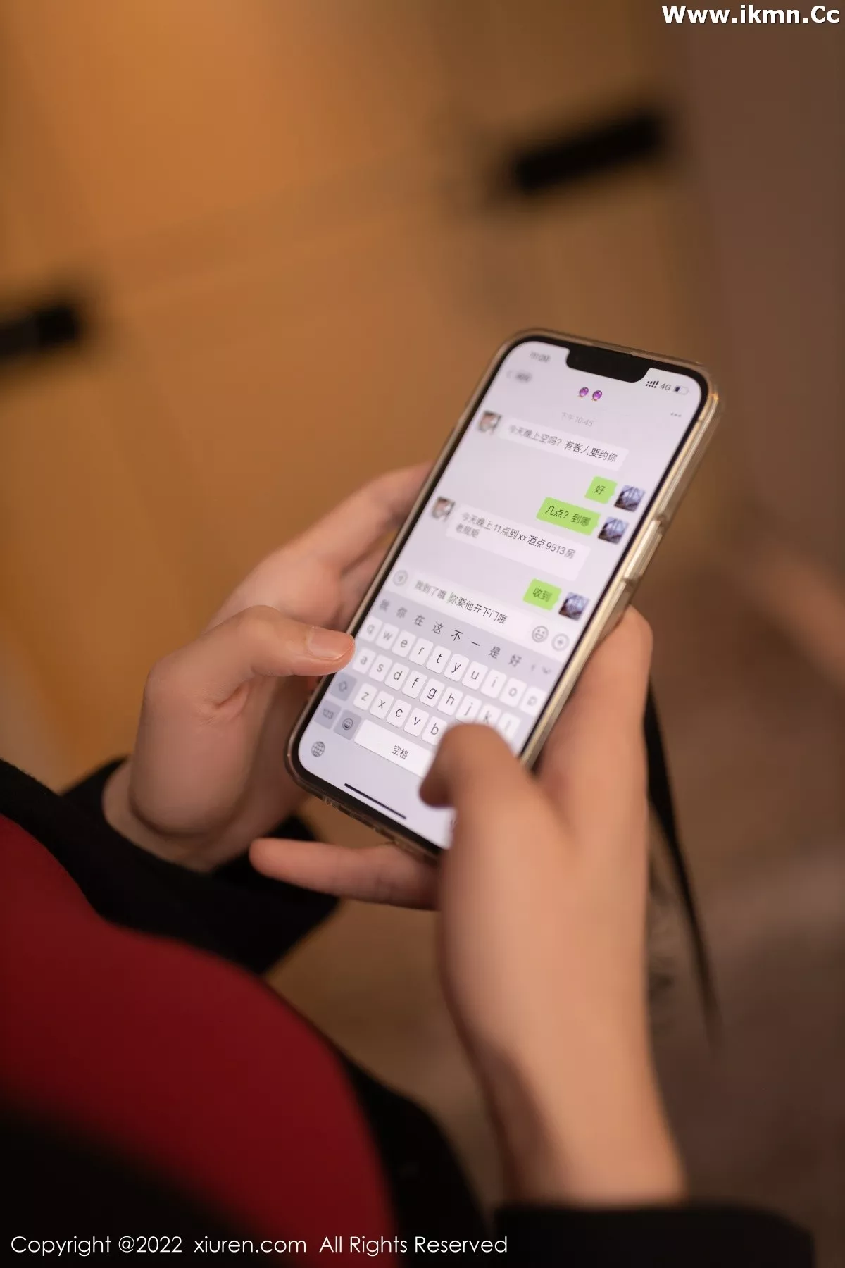 2kmn.vip_[XiuRen秀人网]No.4510_模特陆萱萱角色扮演半脱露蕾丝内衣超薄无内黑丝极致诱惑写真96P