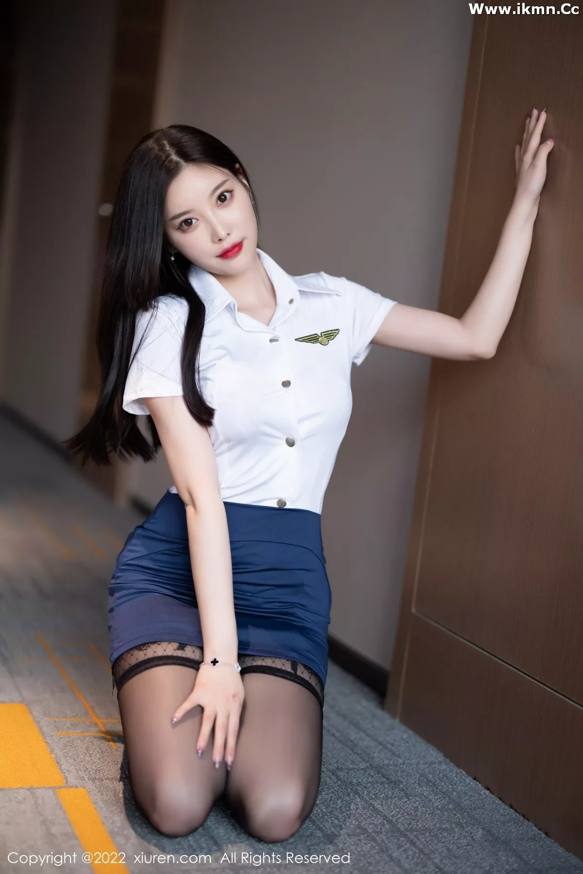 2kmn.vip_[XiuRen秀人网]No.5114_女神杨晨晨Yome私房脱性感制服露黑色蕾丝内衣完美诱惑写真71P