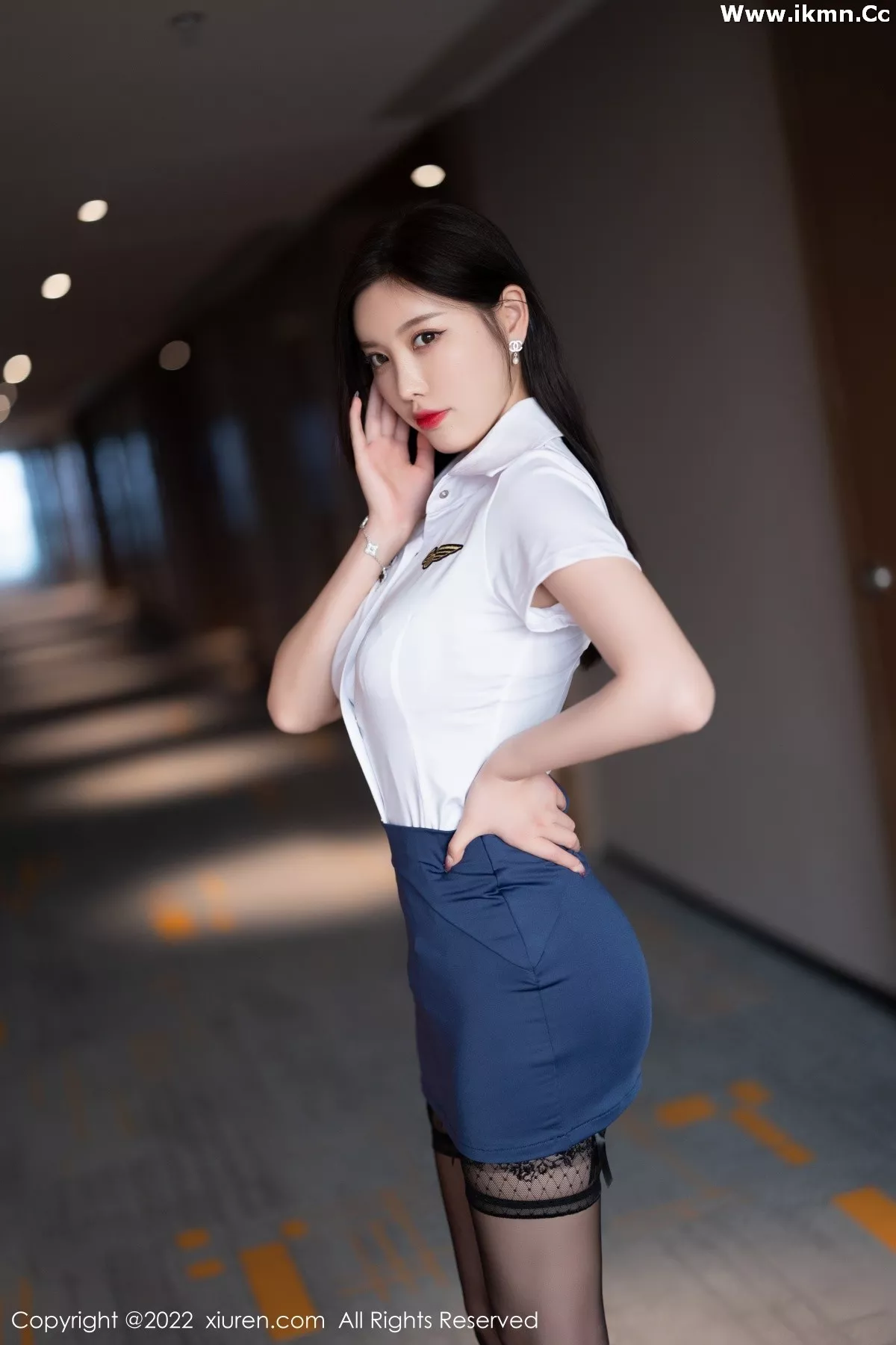 2kmn.vip_[XiuRen秀人网]No.5114_女神杨晨晨Yome私房脱性感制服露黑色蕾丝内衣完美诱惑写真71P