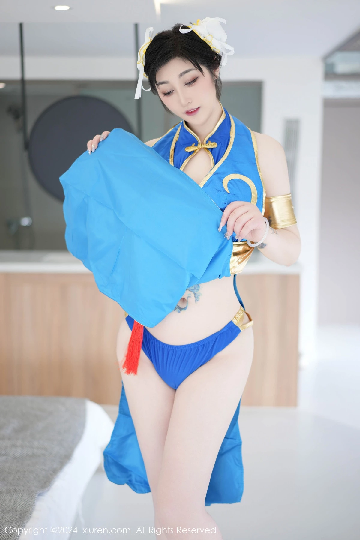 2kmn.vip_[XiuRen秀人网]No.8886_女神妲己_Toxic性感蓝色造型服饰露蓝色内衣秀丰满身材诱惑写真73P