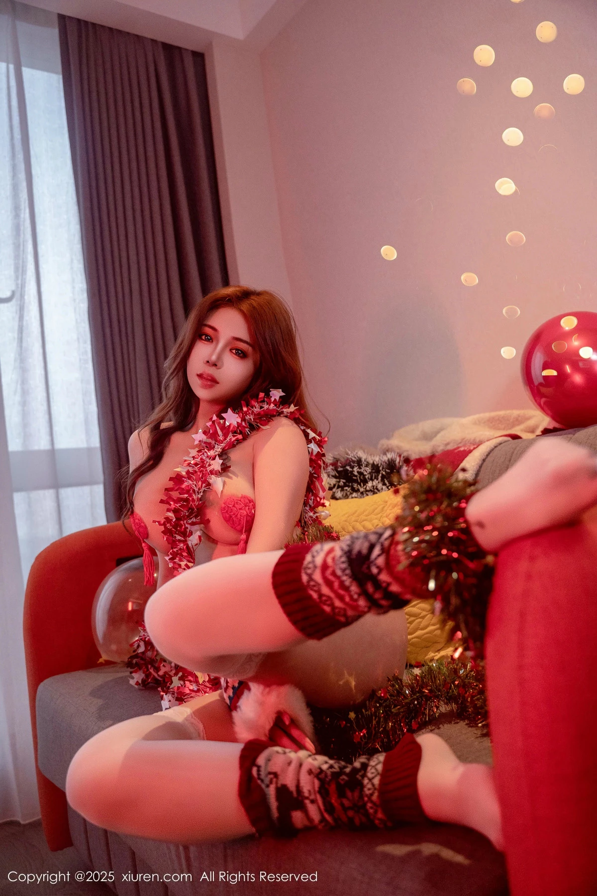 2kmn.vip_[XiuRen秀人网]No.9789_模特沐娜娜新年主题性感情趣内衣配白丝袜秀惹火身材诱惑写真88P