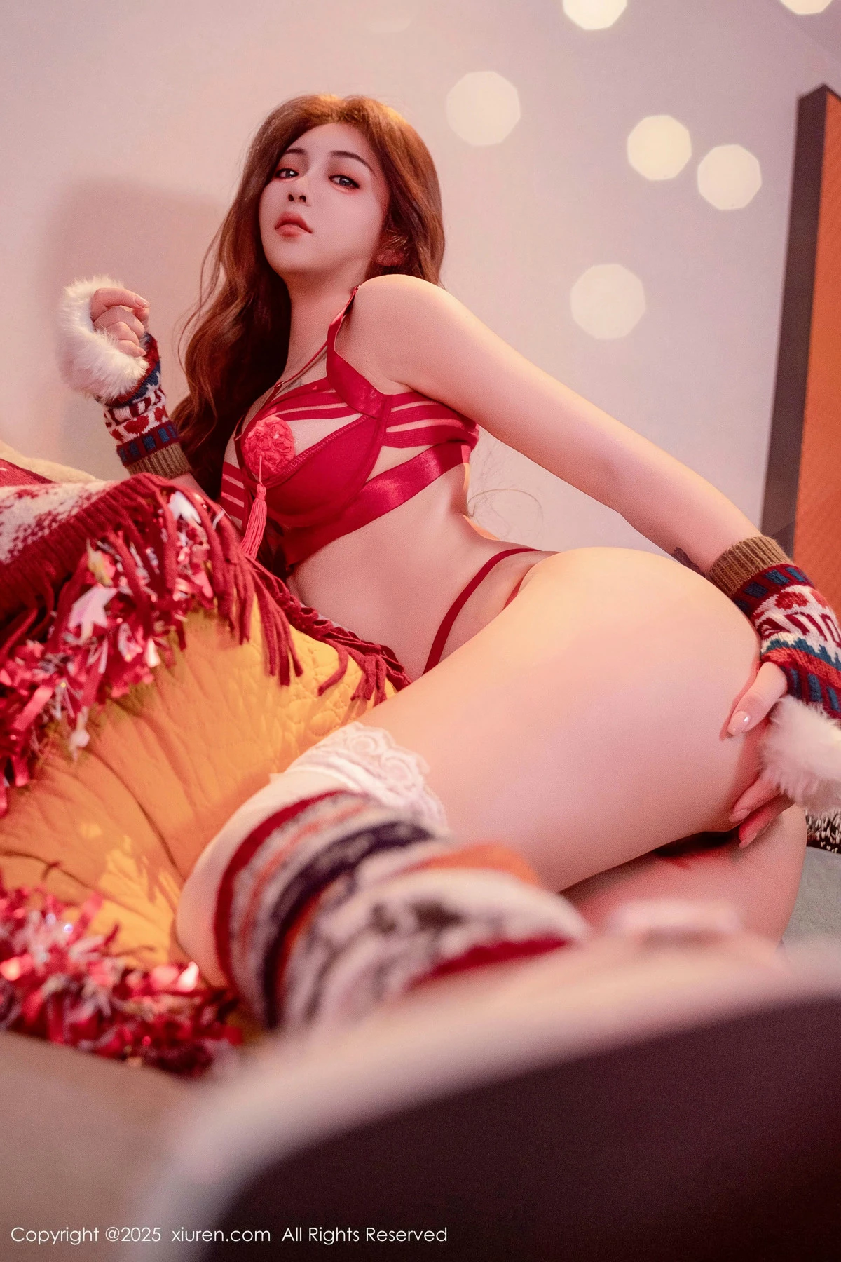 2kmn.vip_[XiuRen秀人网]No.9789_模特沐娜娜新年主题性感情趣内衣配白丝袜秀惹火身材诱惑写真88P