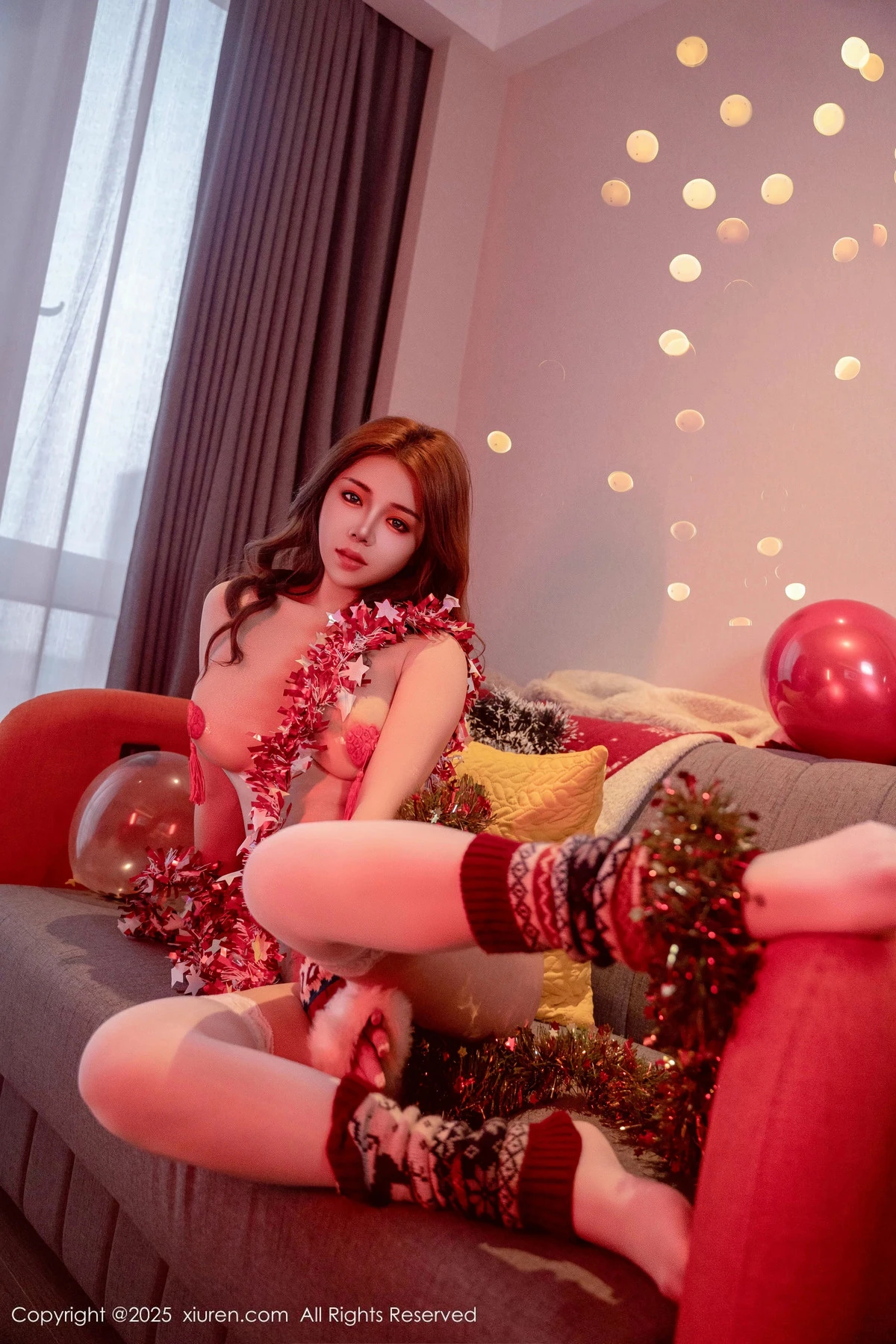 2kmn.vip_[XiuRen秀人网]No.9789_模特沐娜娜新年主题性感情趣内衣配白丝袜秀惹火身材诱惑写真88P