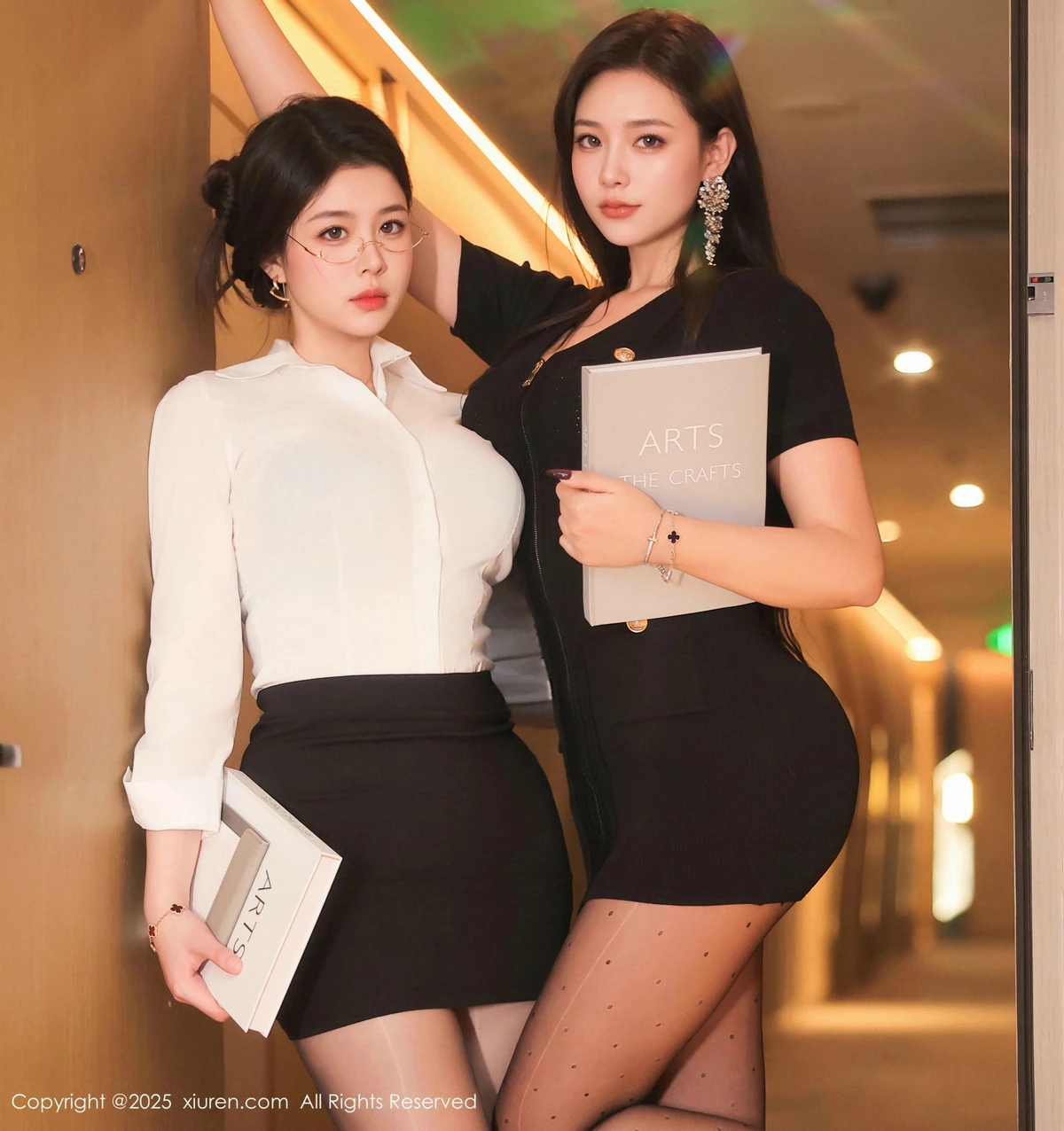 2kmn.vip_[XiuRen秀人网]No.9798_新人模特林若凡F模特合集私房性感黑色内衣配超薄黑丝魅惑写真83P