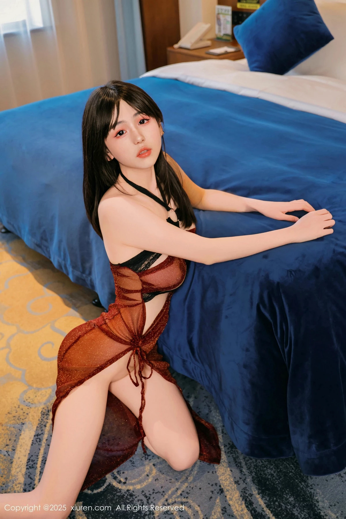 2kmn.vip_[XiuRen秀人网]No.9804_模特奶芙乔乔性感红黑薄纱古装服饰半脱秀凹凸身材撩人诱惑写真81P