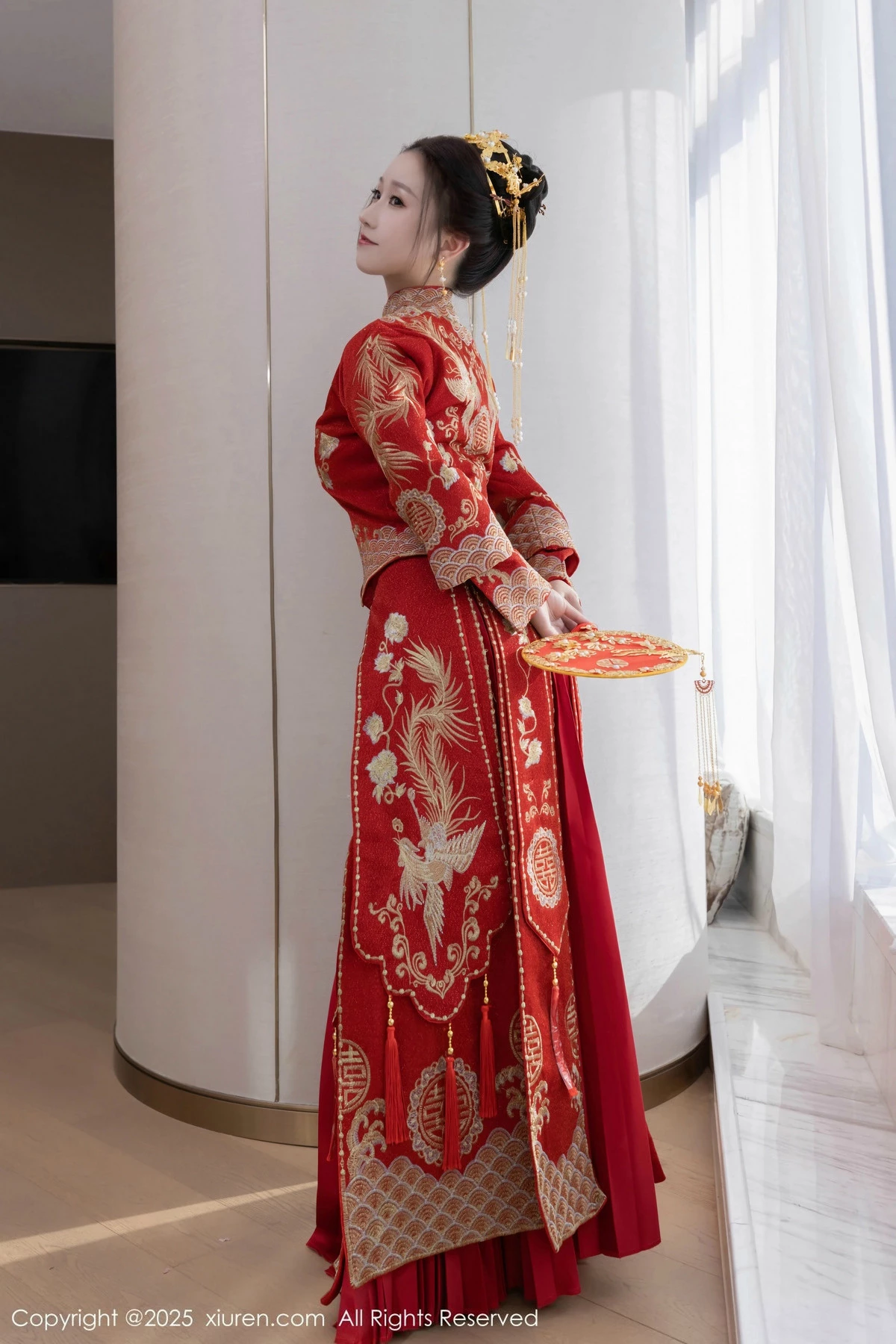 2kmn.vip_[XiuRen秀人网]No.9811_模特杏子Yada性感新娘装红色情趣内衣配超薄肉丝秀美腿诱惑写真84P