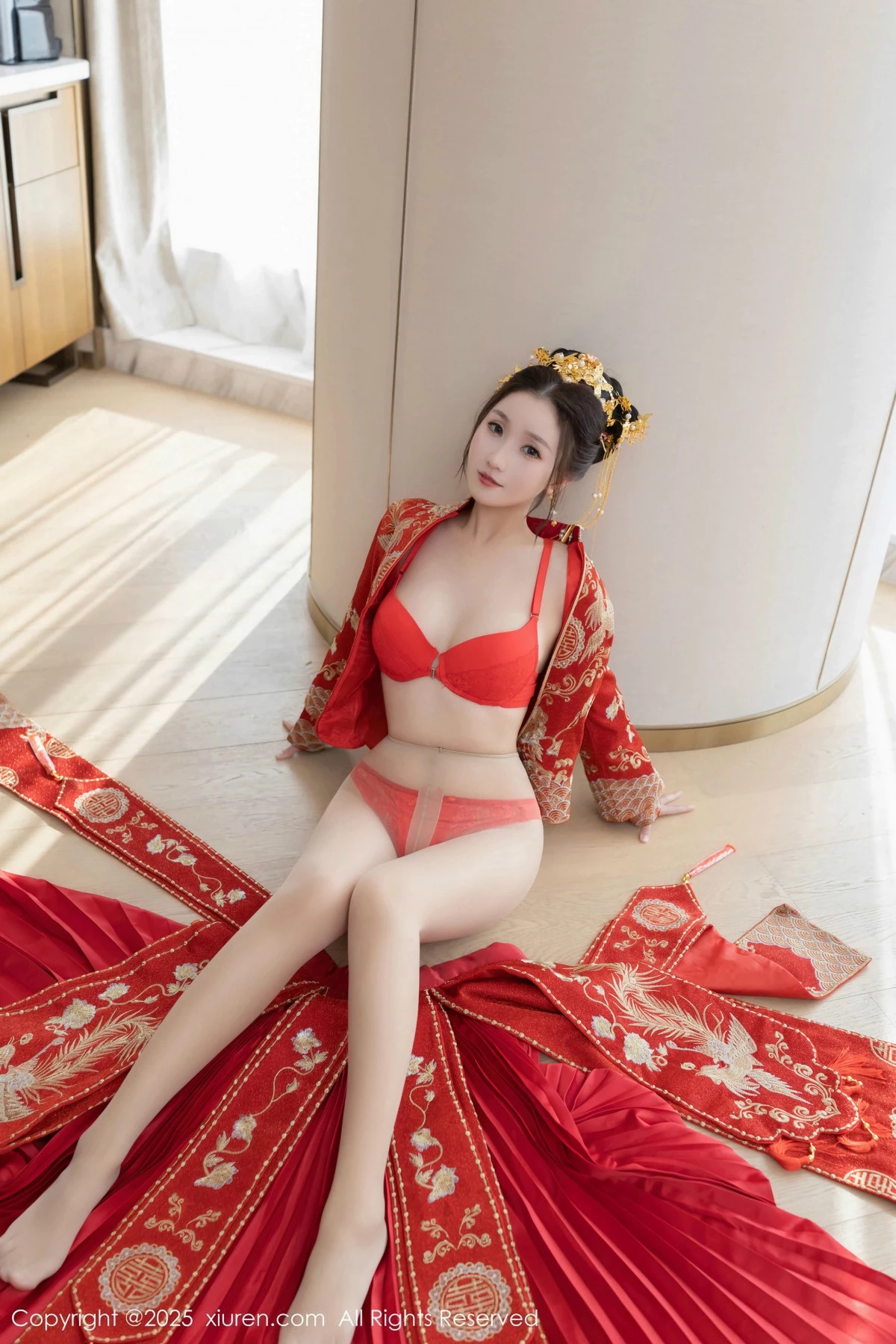 2kmn.vip_[XiuRen秀人网]No.9811_模特杏子Yada性感新娘装红色情趣内衣配超薄肉丝秀美腿诱惑写真84P