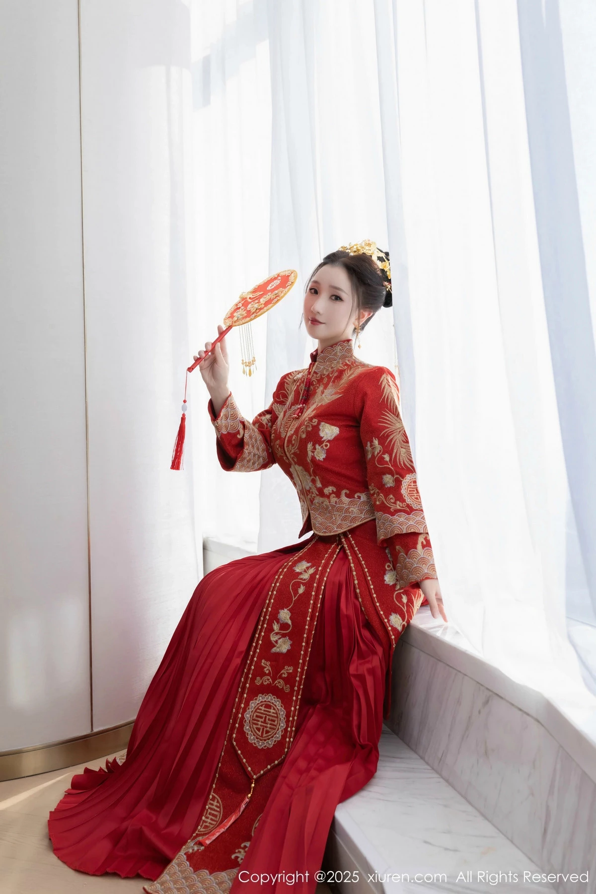 2kmn.vip_[XiuRen秀人网]No.9811_模特杏子Yada性感新娘装红色情趣内衣配超薄肉丝秀美腿诱惑写真84P