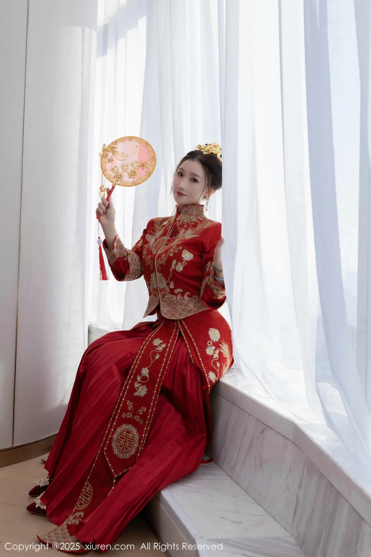 2kmn.vip_[XiuRen秀人网]No.9811_模特杏子Yada性感新娘装红色情趣内衣配超薄肉丝秀美腿诱惑写真84P