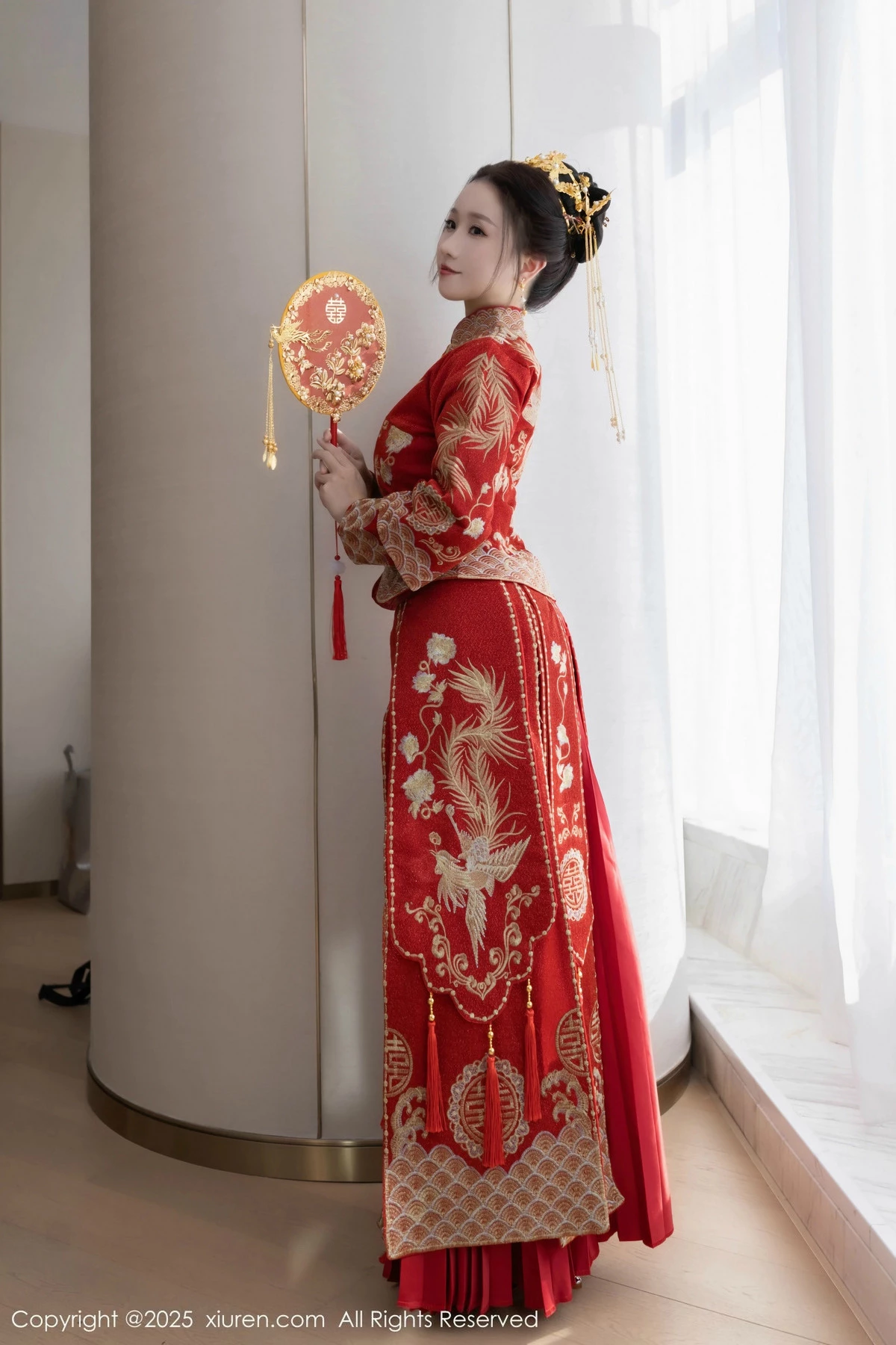 2kmn.vip_[XiuRen秀人网]No.9811_模特杏子Yada性感新娘装红色情趣内衣配超薄肉丝秀美腿诱惑写真84P