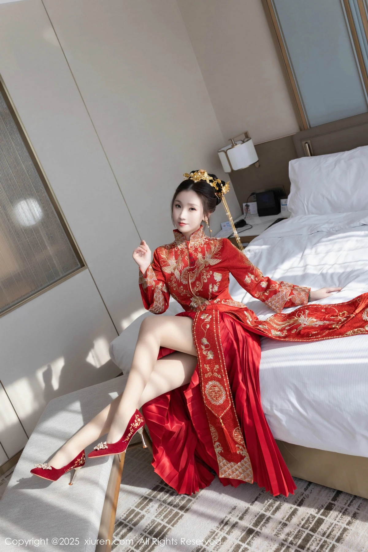 2kmn.vip_[XiuRen秀人网]No.9811_模特杏子Yada性感新娘装红色情趣内衣配超薄肉丝秀美腿诱惑写真84P