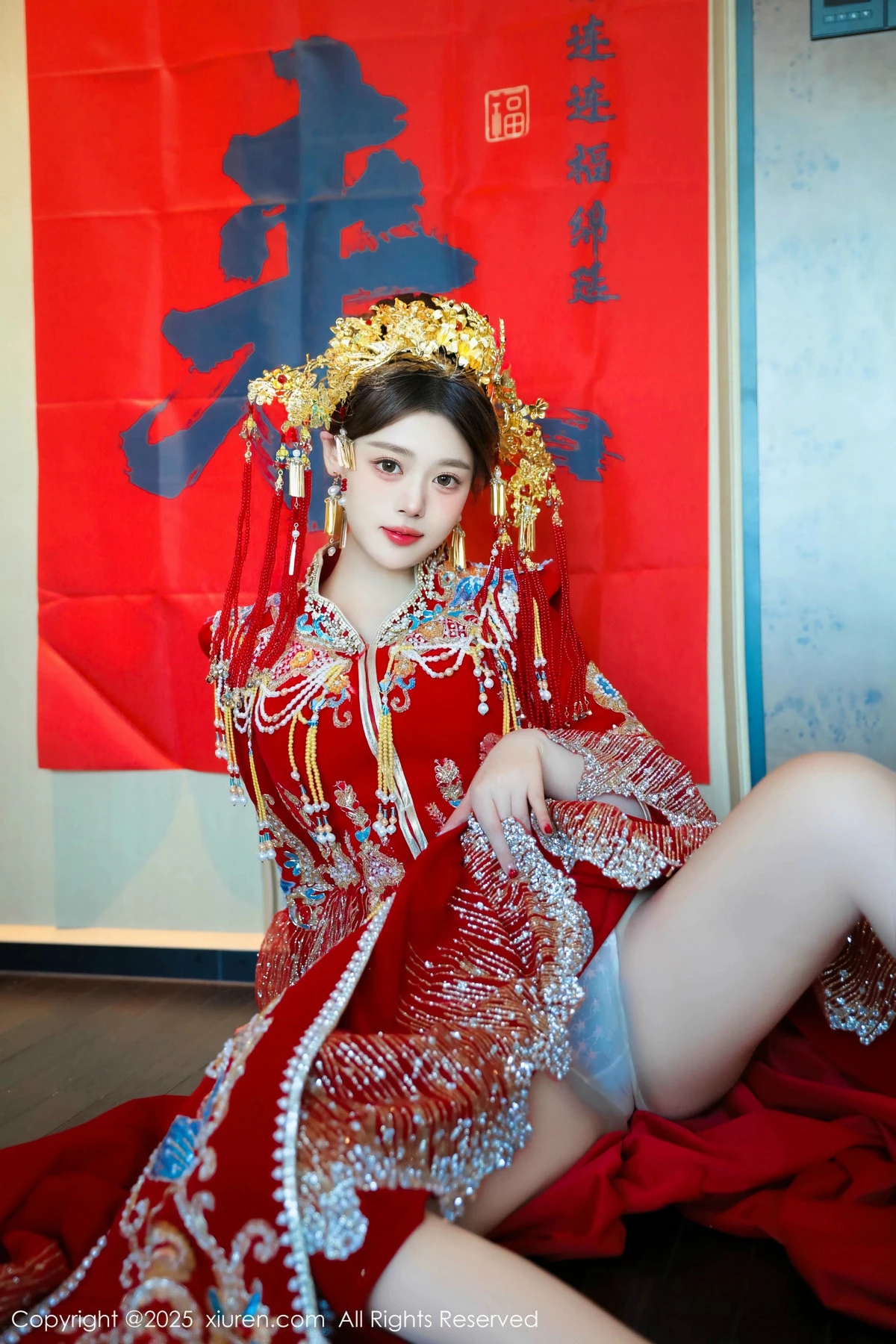 2kmn.vip_[XiuRen秀人网]No.9823_模特蛋蛋宝新年主题性感红色新娘装露白色内衣秀丰腴身材诱惑写真79P