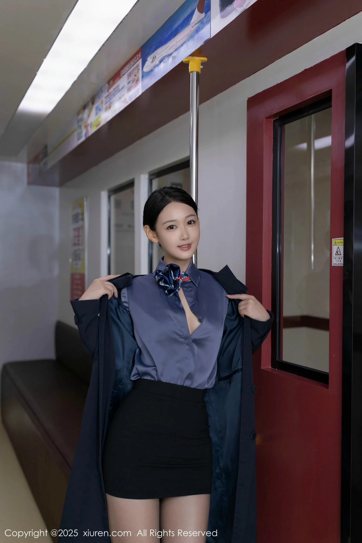 2kmn.vip_[XiuRen秀人网]No.9824_模特唐安琪性感深色空姐制服露蓝色蕾丝内衣秀曼妙身姿诱惑写真83P