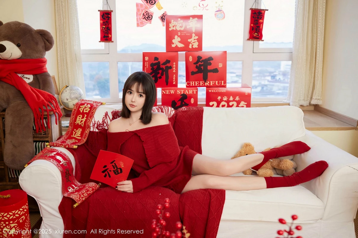 2kmn.vip_[XiuRen秀人网]No.9818_模特养乐多Doll新年主题性感喜庆红色内衣秀完美身材诱惑写真66P