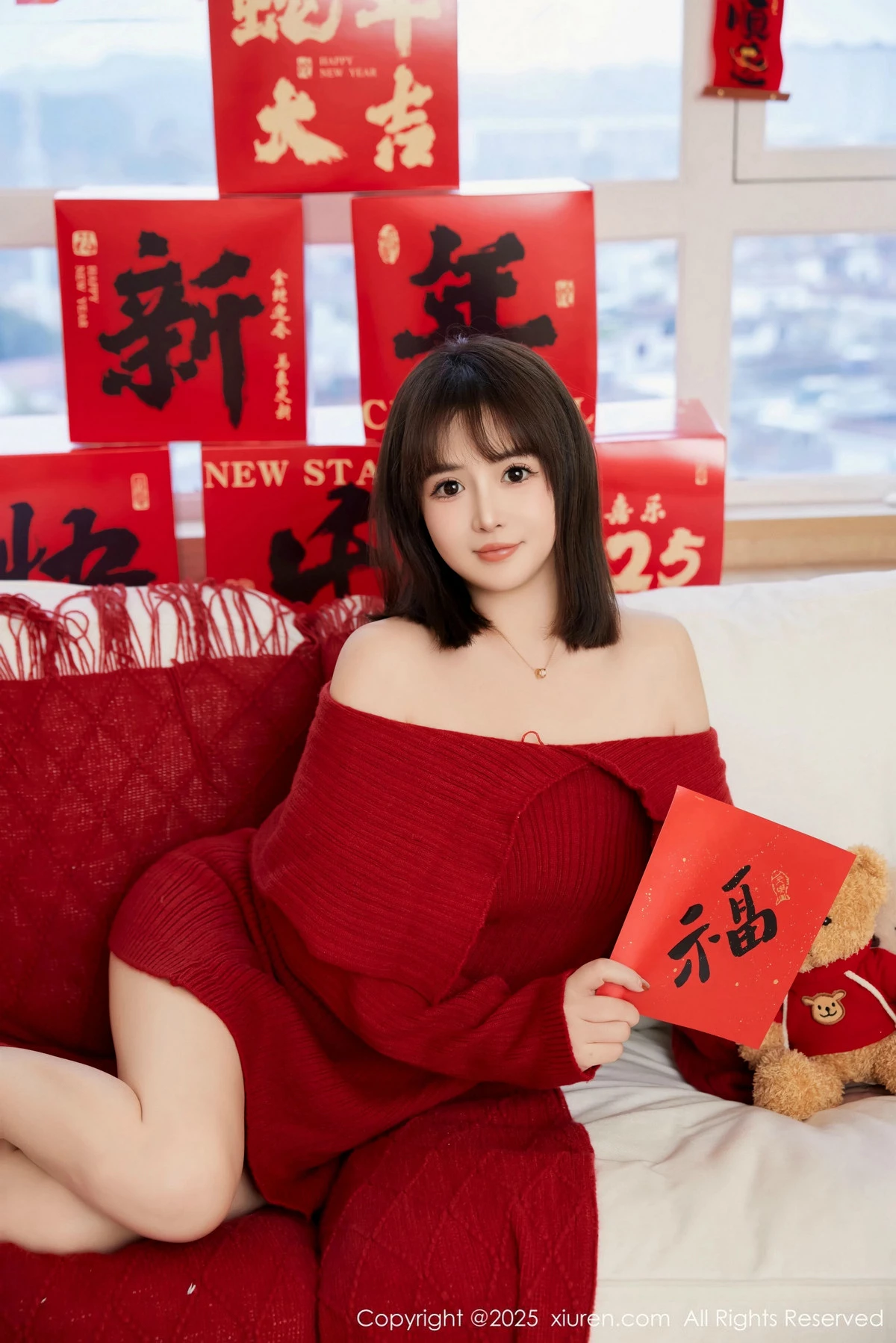 2kmn.vip_[XiuRen秀人网]No.9818_模特养乐多Doll新年主题性感喜庆红色内衣秀完美身材诱惑写真66P