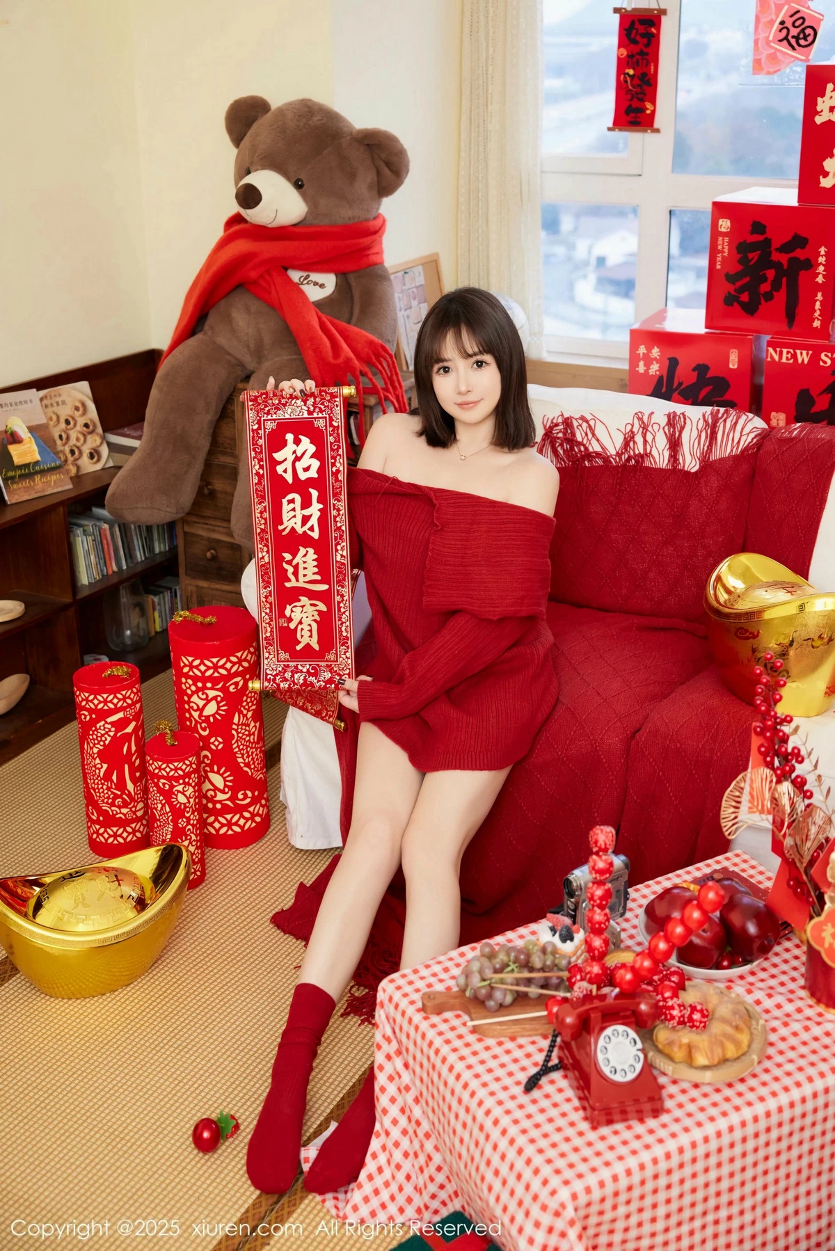 2kmn.vip_[XiuRen秀人网]No.9818_模特养乐多Doll新年主题性感喜庆红色内衣秀完美身材诱惑写真66P