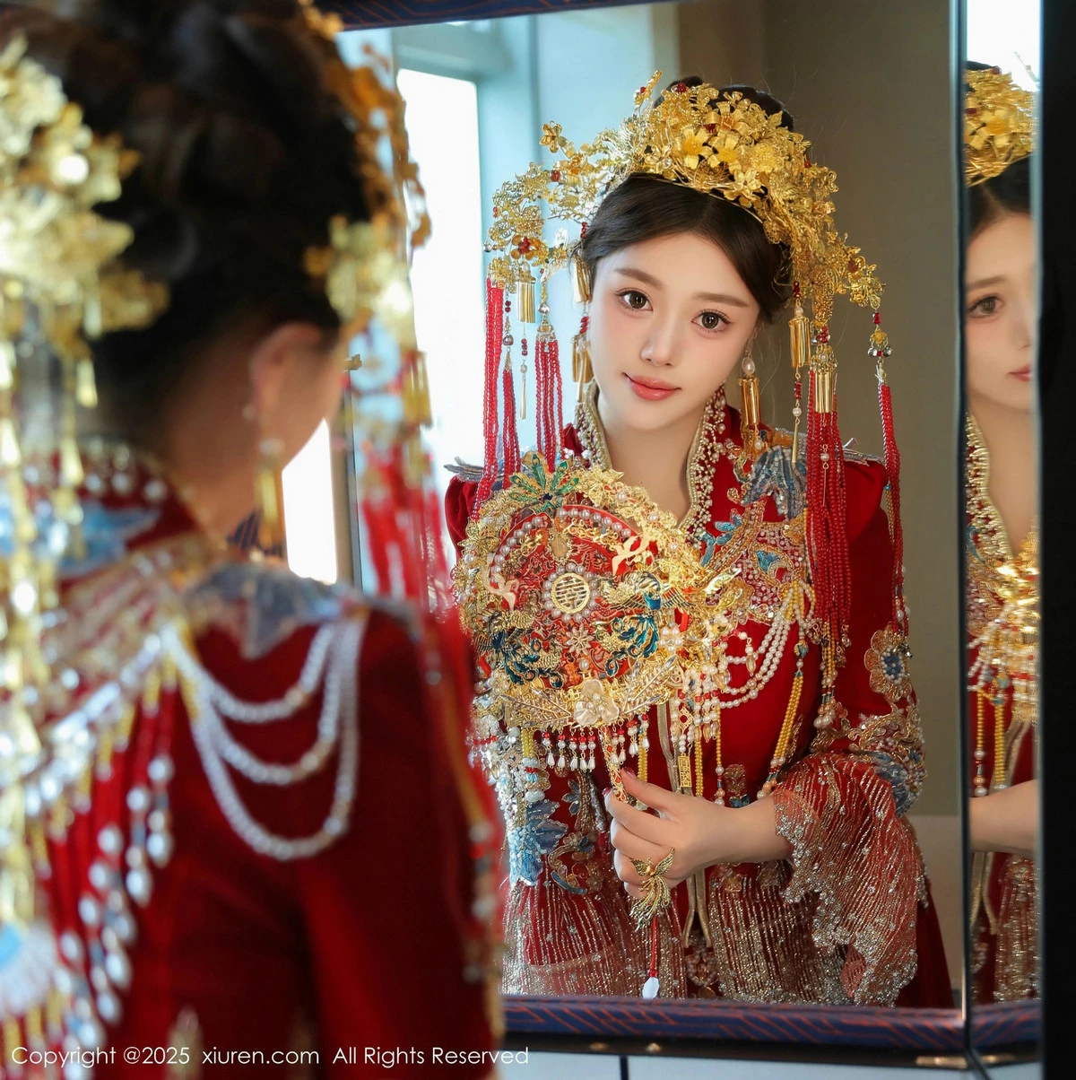 2kmn.vip_[XiuRen秀人网]No.9823_模特蛋蛋宝新年主题性感红色新娘装露白色内衣秀丰腴身材诱惑写真79P