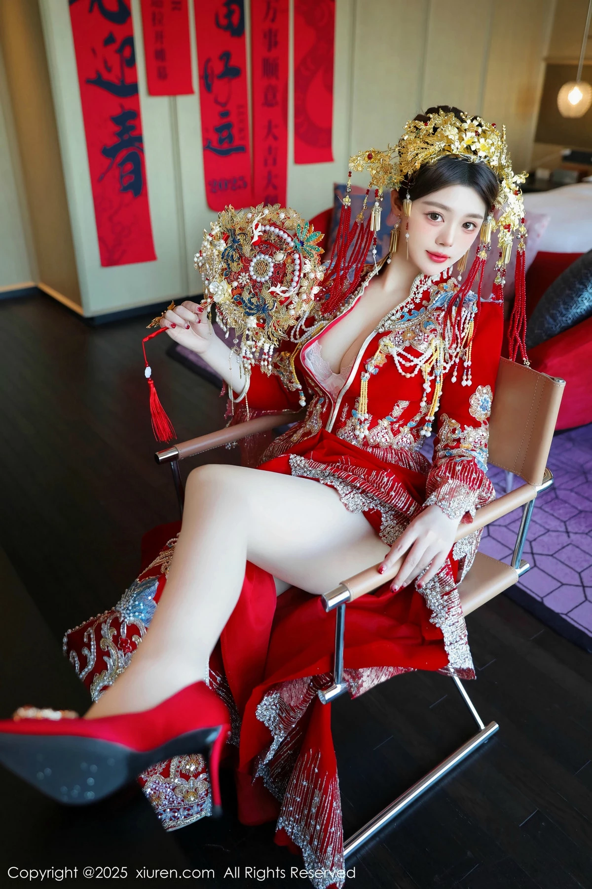 2kmn.vip_[XiuRen秀人网]No.9823_模特蛋蛋宝新年主题性感红色新娘装露白色内衣秀丰腴身材诱惑写真79P