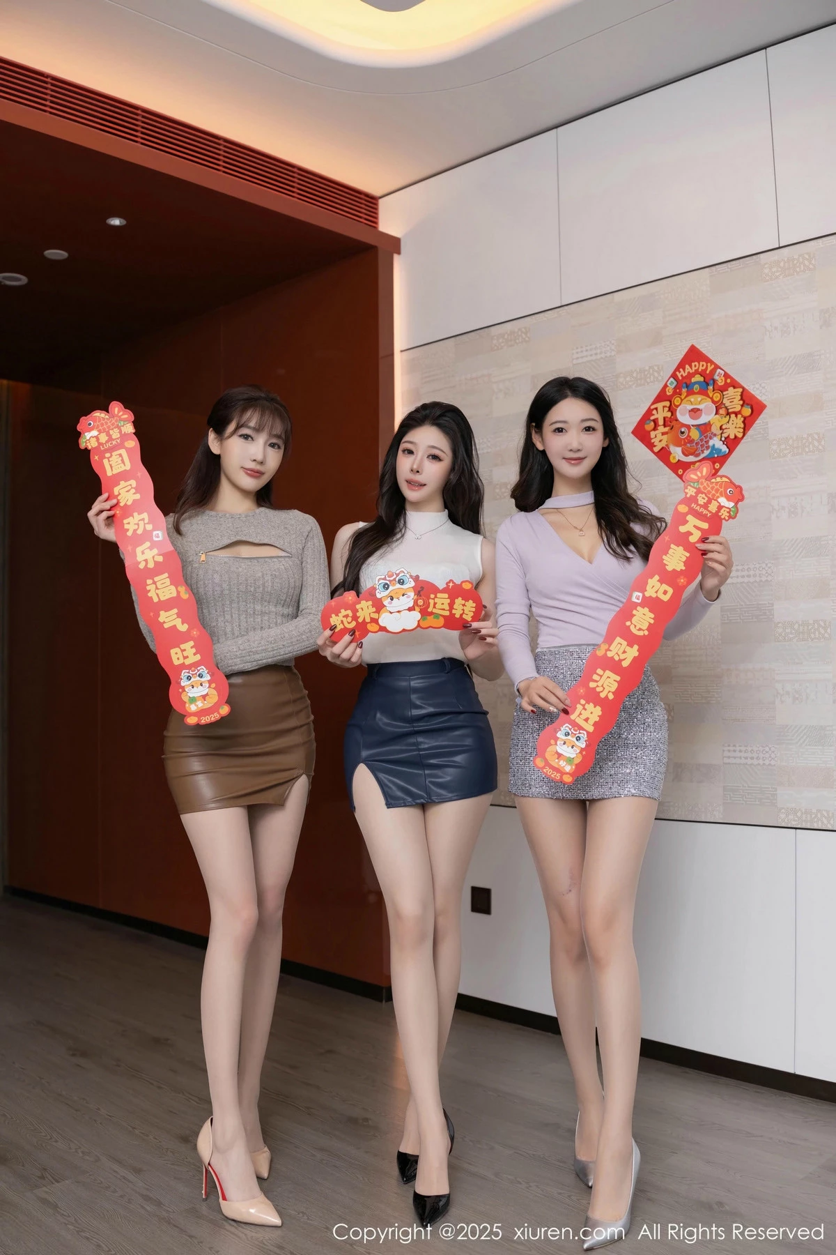 2kmn.vip_[XiuRen秀人网]No.9832_模特合集小逗逗＆唐安琪＆陆萱萱贺新春主题秀曼妙身姿诱惑写真81P