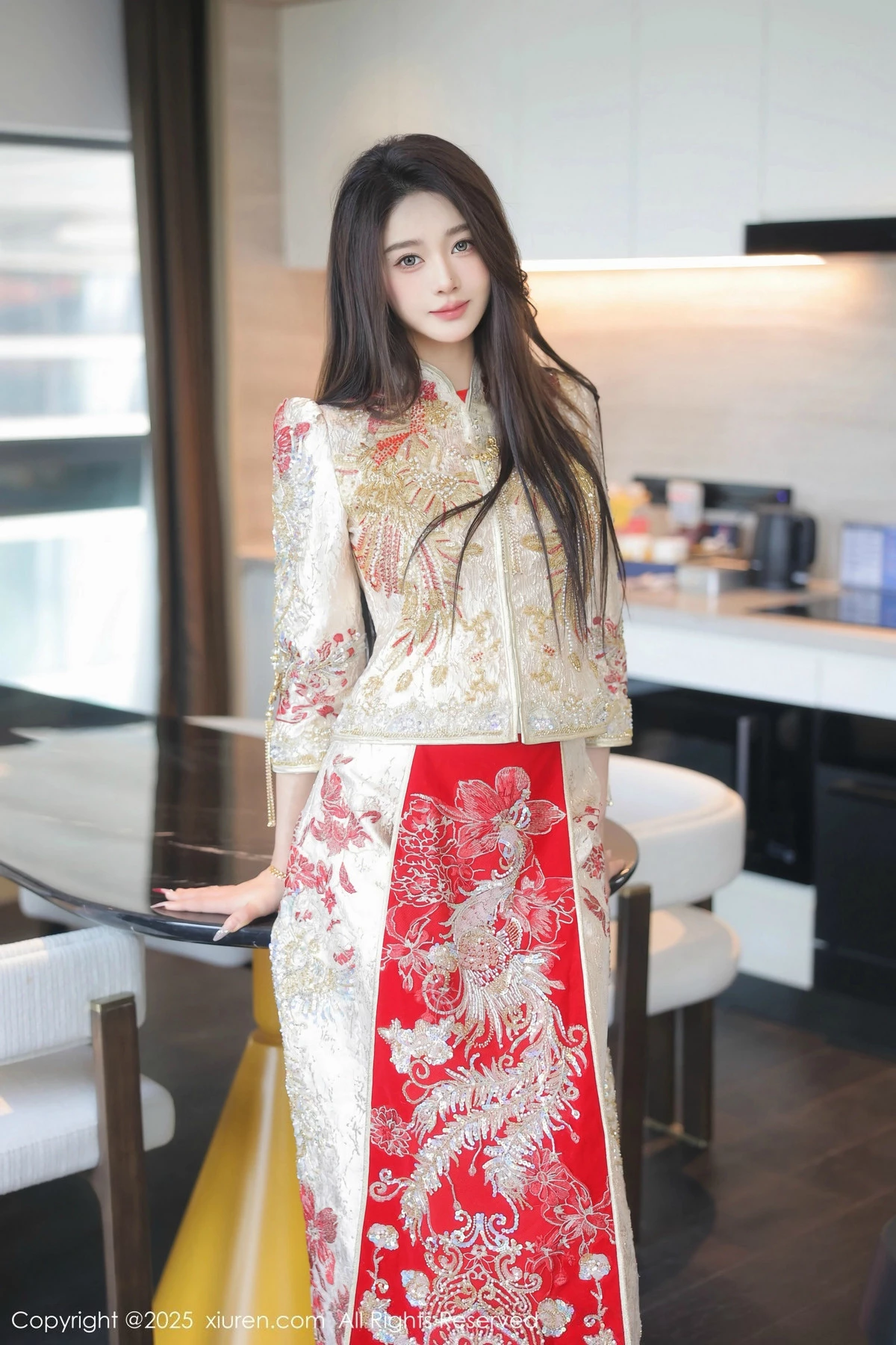 2kmn.vip_[XiuRen秀人网]No.9833_模特Candy糖糖性感喜庆服饰露红色情趣服饰秀丰腴身材诱惑写真88P