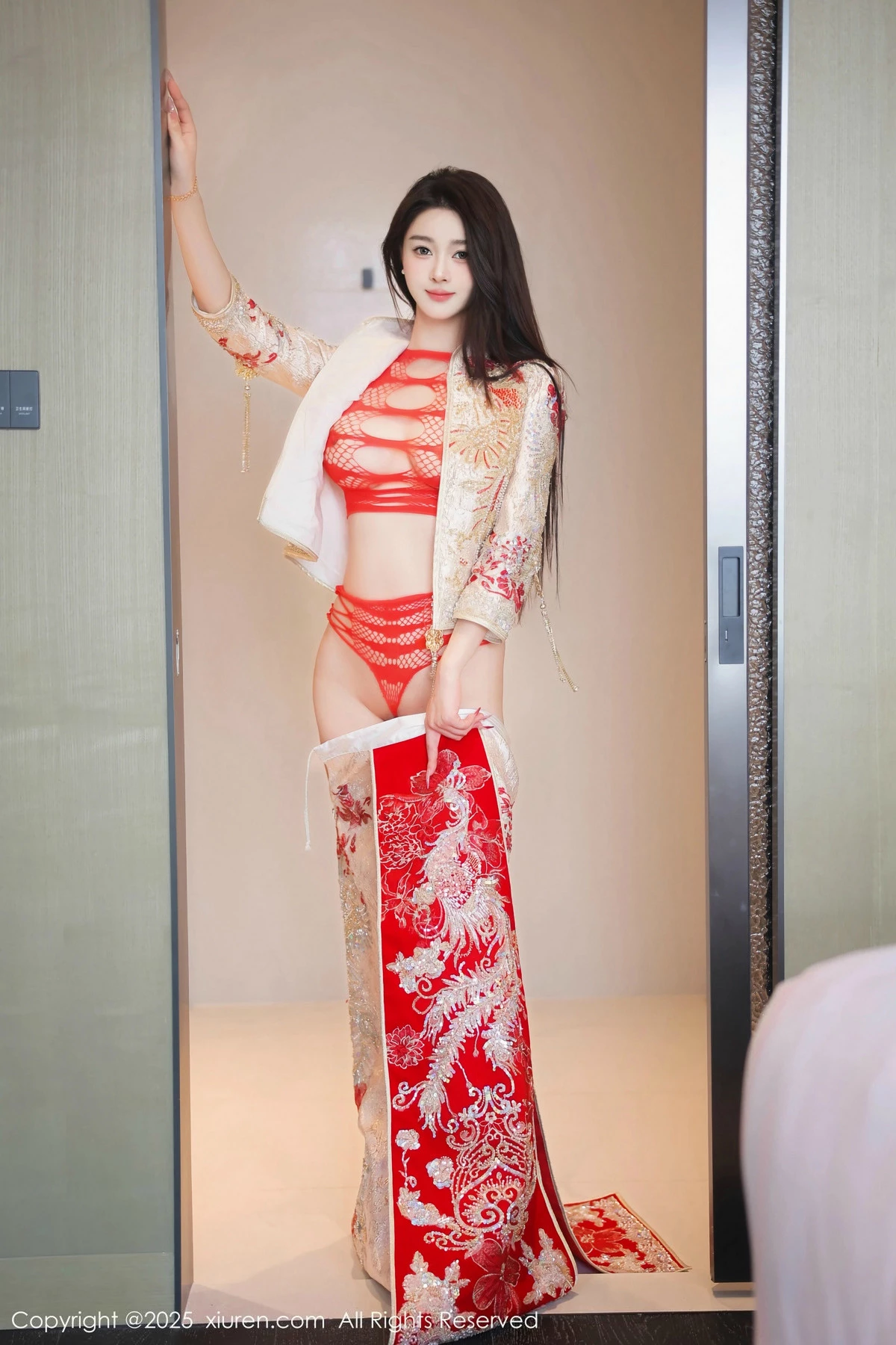 2kmn.vip_[XiuRen秀人网]No.9833_模特Candy糖糖性感喜庆服饰露红色情趣服饰秀丰腴身材诱惑写真88P