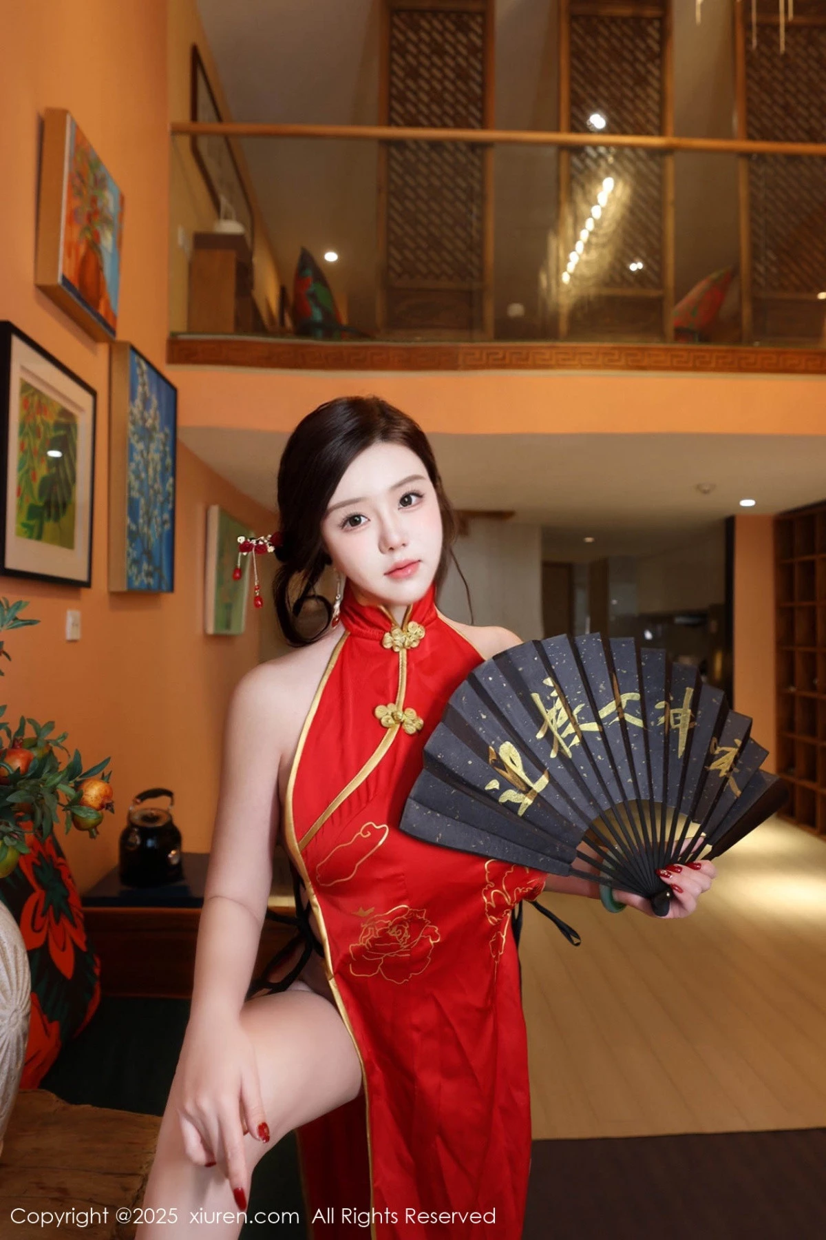 2kmn.vip_[XiuRen秀人网]No.9834_模特小薯条nienie性感红色旗袍配红丝吊袜秀曼妙身姿诱惑写真131P