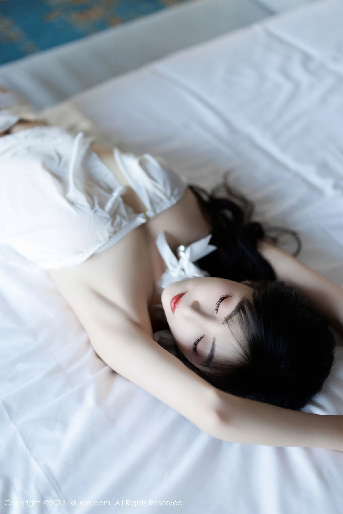 2kmn.vip_[XiuRen秀人网]No.9863_模特林星阑性感浅色连衣短裙+白色情趣内衣秀曼妙身姿诱惑写真83P