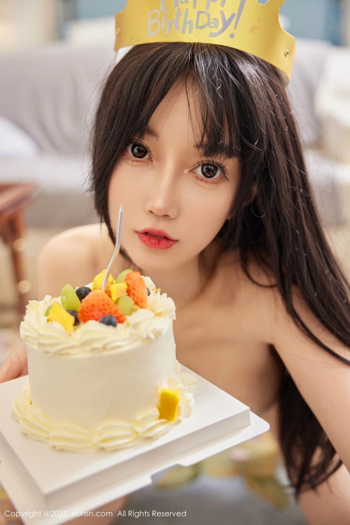 2kmn.vip_[XiuRen秀人网]No.9864_模特玥儿玥er性感蓝色连衣短裙配超薄肉丝秀曼妙身材诱惑写真82P