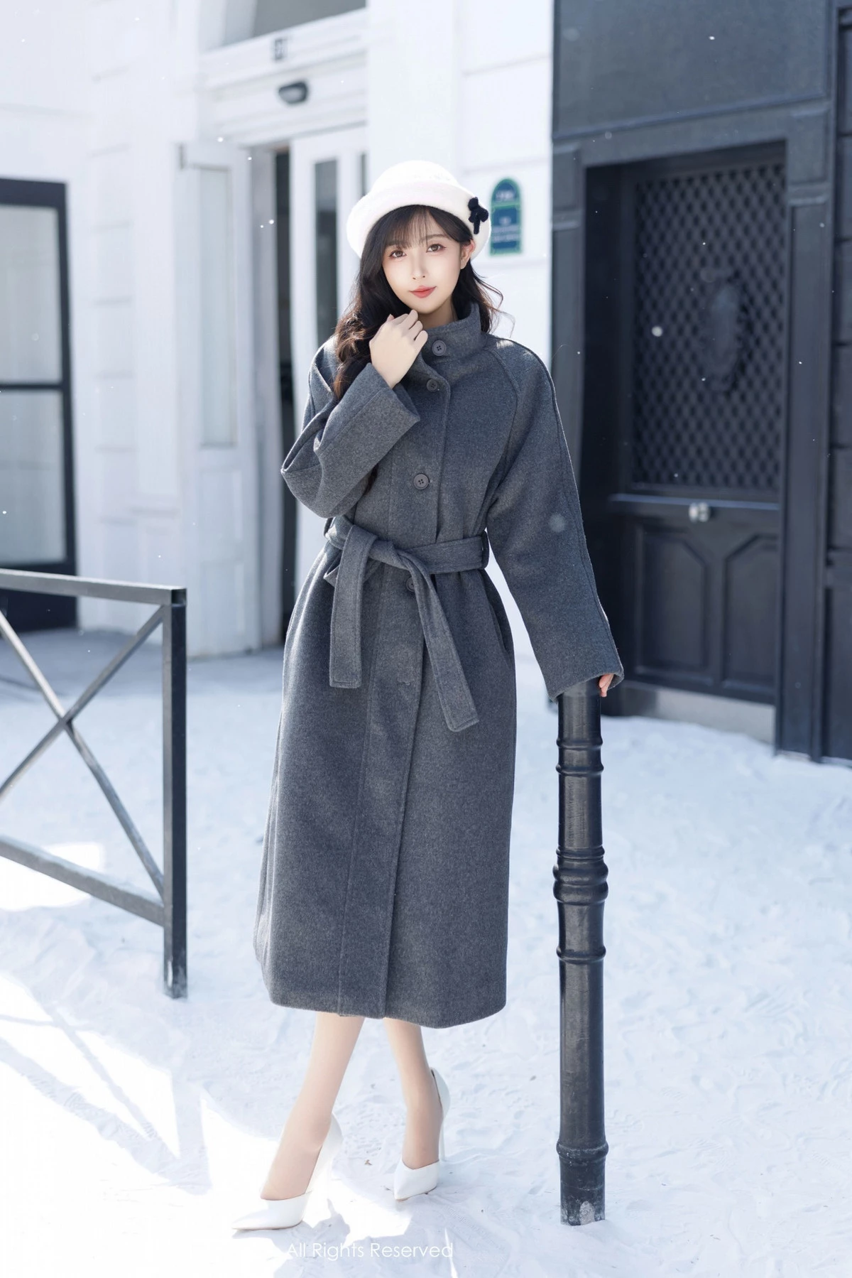 2kmn.vip_[XiuRen秀人网]No.9863_模特林星阑性感浅色连衣短裙+白色情趣内衣秀曼妙身姿诱惑写真83P