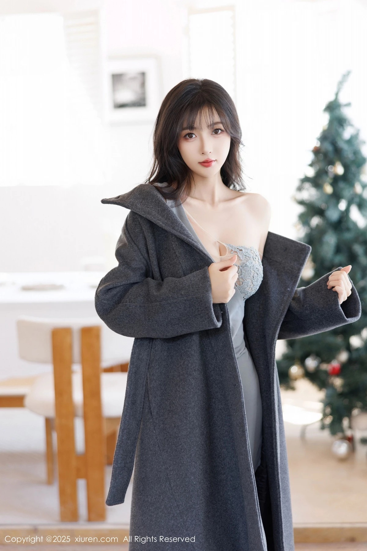 2kmn.vip_[XiuRen秀人网]No.9863_模特林星阑性感浅色连衣短裙+白色情趣内衣秀曼妙身姿诱惑写真83P