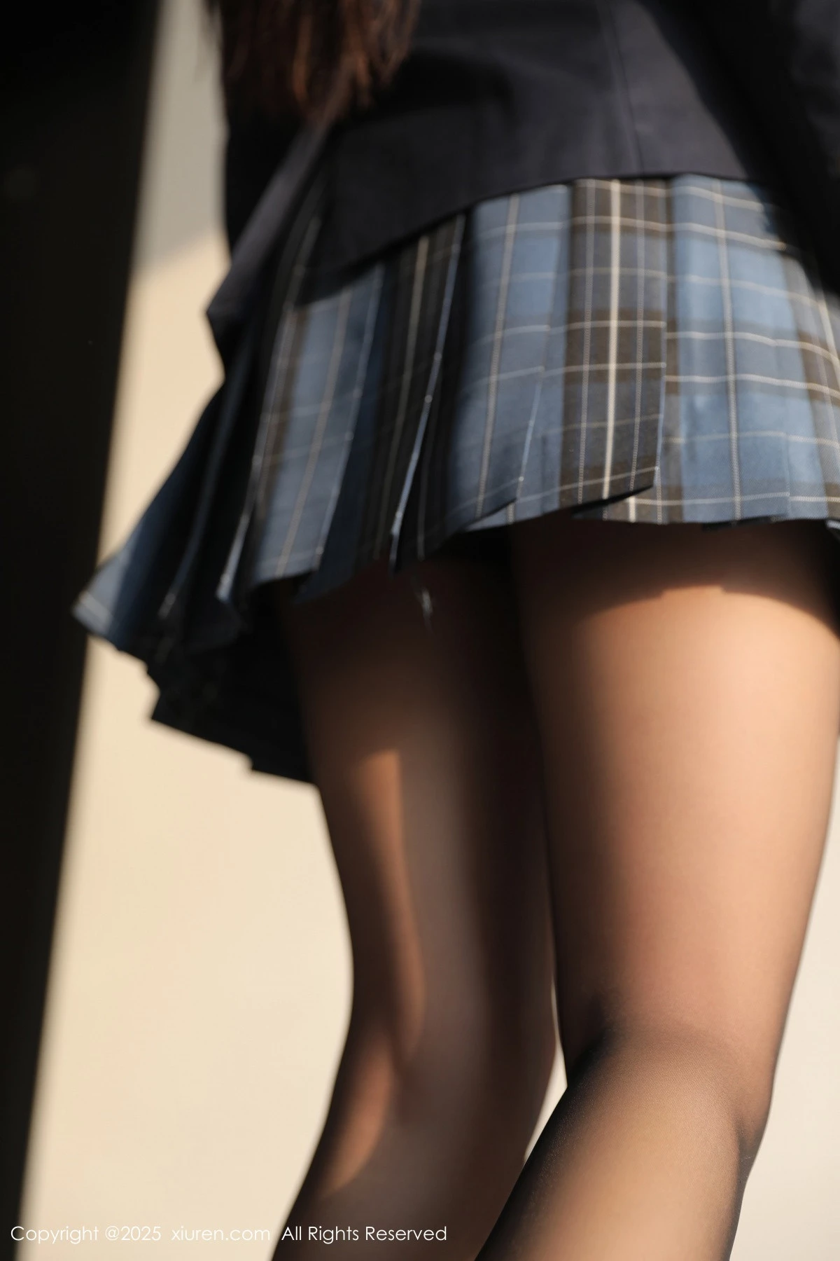 2kmn.vip_[XiuRen秀人网]No.9888_模特Candy糖糖性感JK制服配超薄黑丝秀丰腴身材完美诱惑写真87P