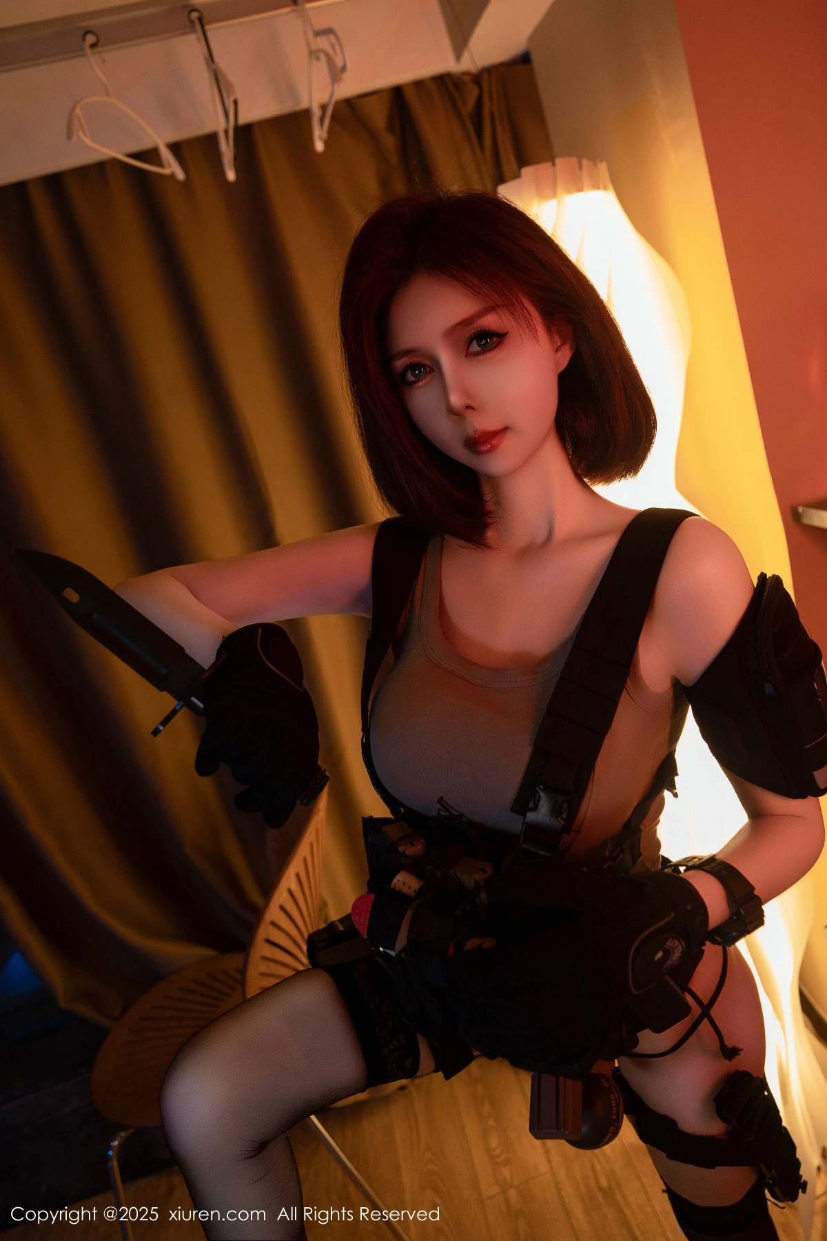 2kmn.vip_[XiuRen秀人网]No.9759_模特白芷yy性感美女战士装扮黑色内衣配黑丝袜秀曼妙身姿诱惑写真94P