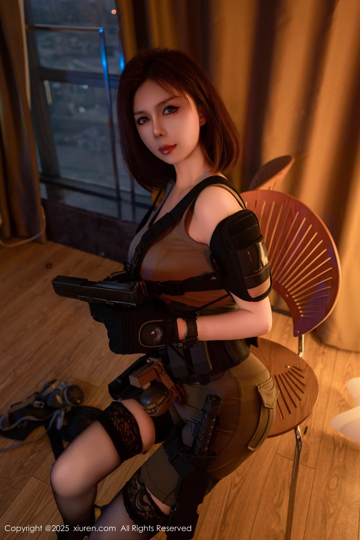 2kmn.vip_[XiuRen秀人网]No.9759_模特白芷yy性感美女战士装扮黑色内衣配黑丝袜秀曼妙身姿诱惑写真94P