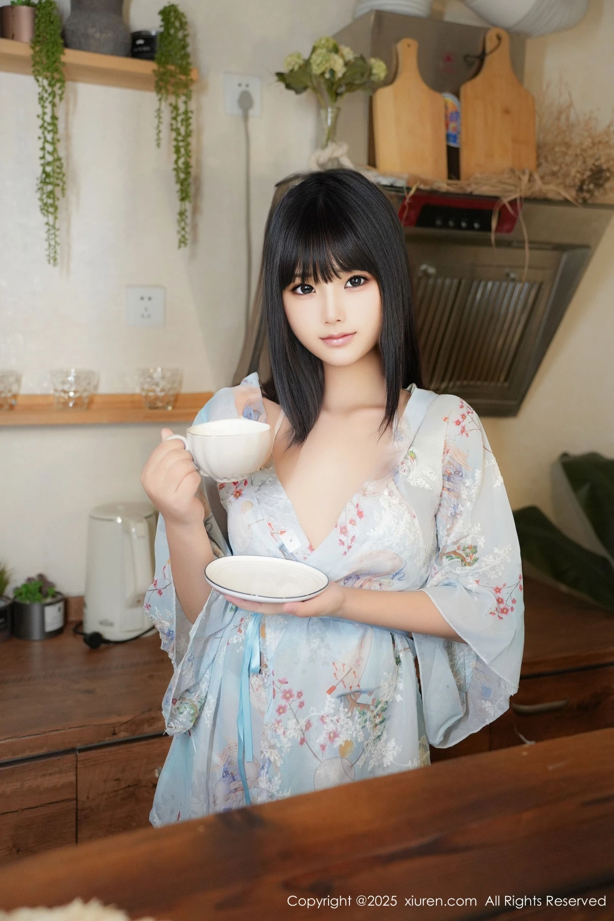 2kmn.vip_[XiuRen秀人网]No.9760_模特姚若兮vay性感浅绿碎花情趣裙配白丝裤袜秀曼妙身姿诱惑写真51P