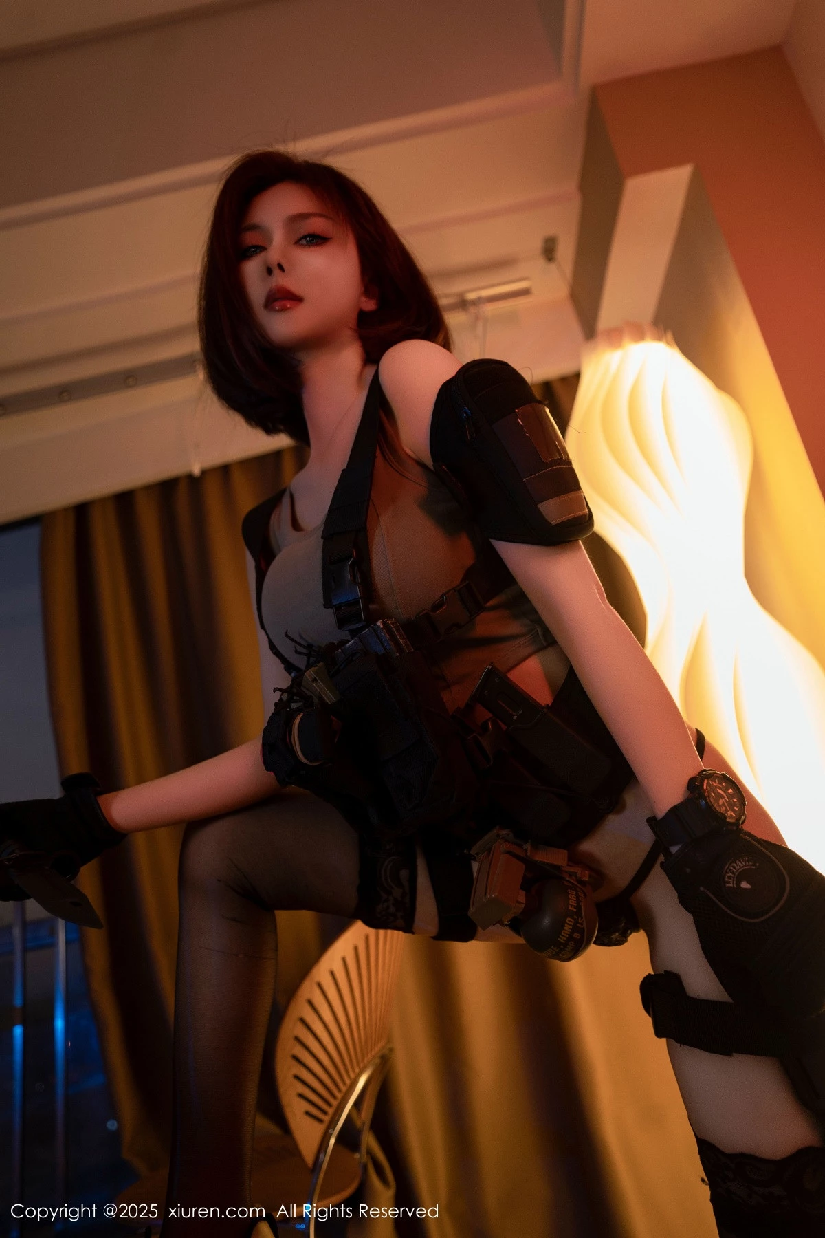 2kmn.vip_[XiuRen秀人网]No.9759_模特白芷yy性感美女战士装扮黑色内衣配黑丝袜秀曼妙身姿诱惑写真94P