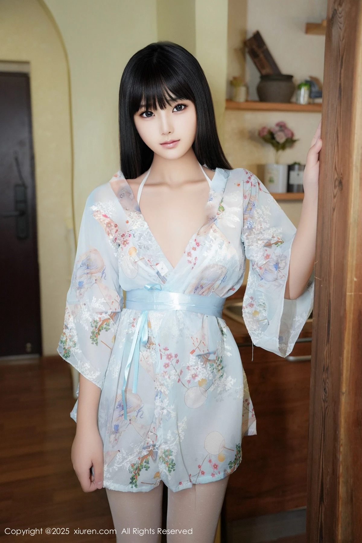 2kmn.vip_[XiuRen秀人网]No.9760_模特姚若兮vay性感浅绿碎花情趣裙配白丝裤袜秀曼妙身姿诱惑写真51P