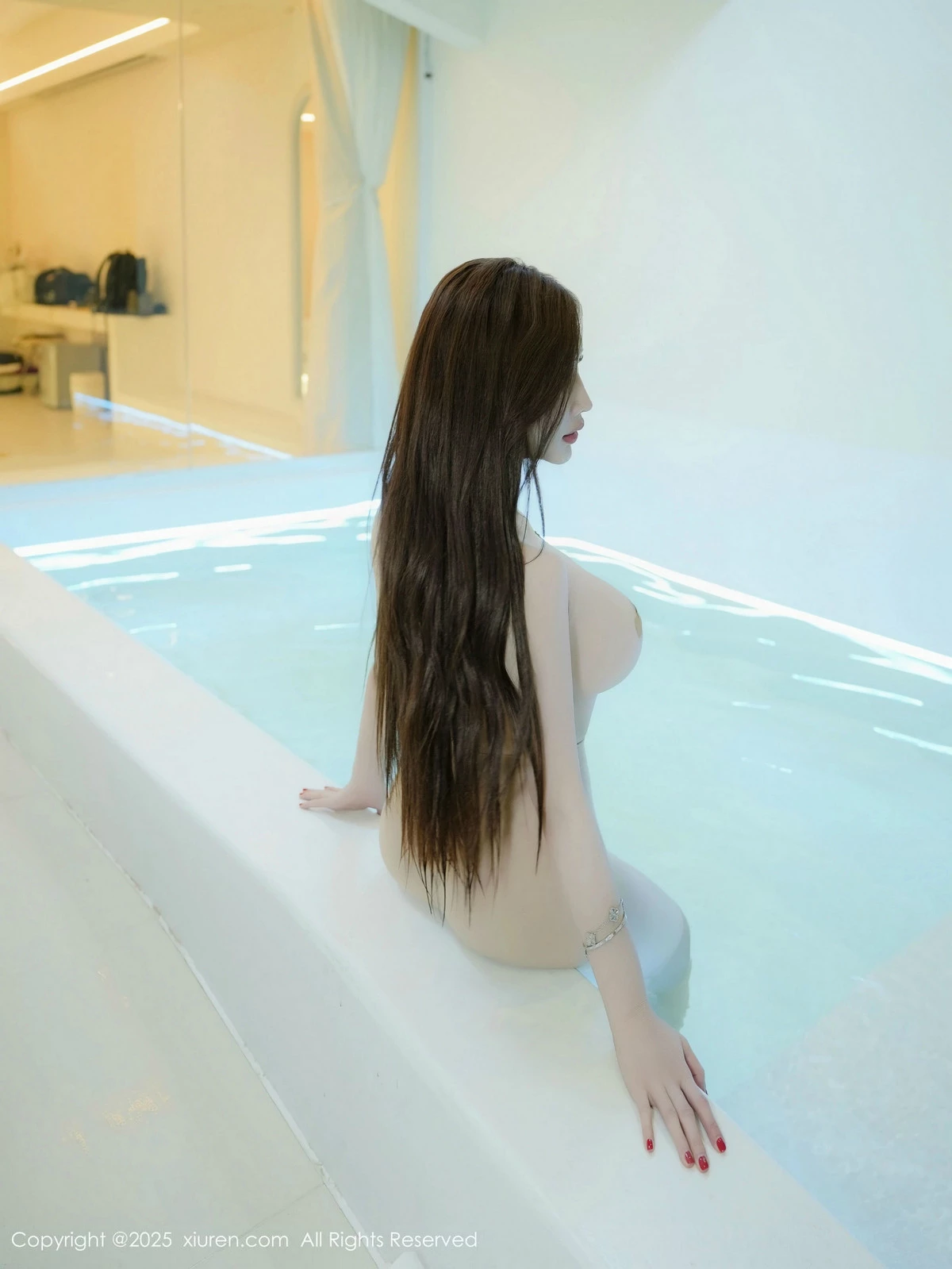 2kmn.vip_[XiuRen秀人网]No.9782_女神Carol周妍希浴室场景白色礼服配超薄肉丝秀丰满身材诱惑写真47P