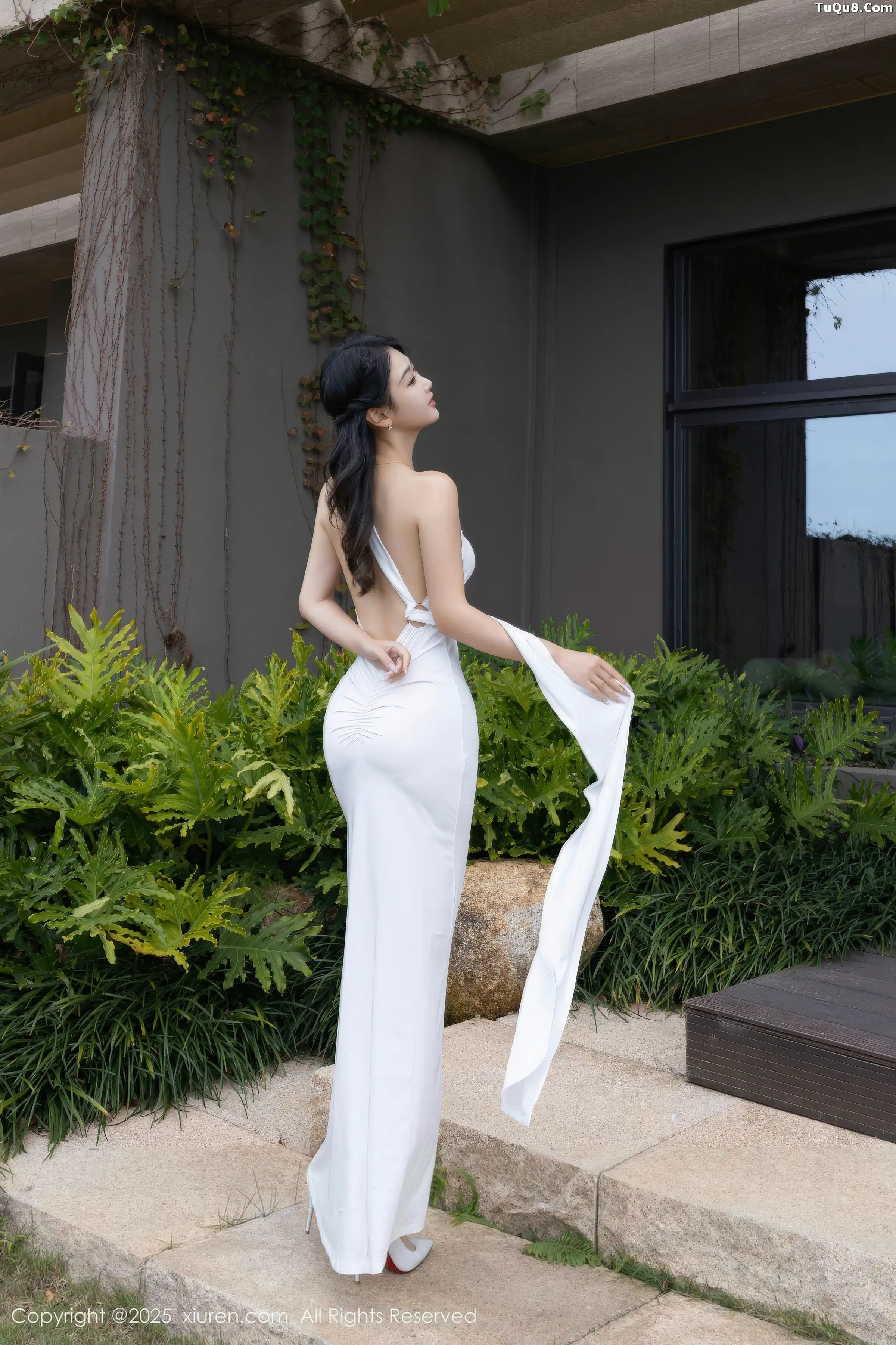 2kmn.vip_[XiuRen秀人网]No.11109_模特唐安琪性感白色长裙配超薄无内肉丝秀曼妙身姿撩人诱惑写真77P