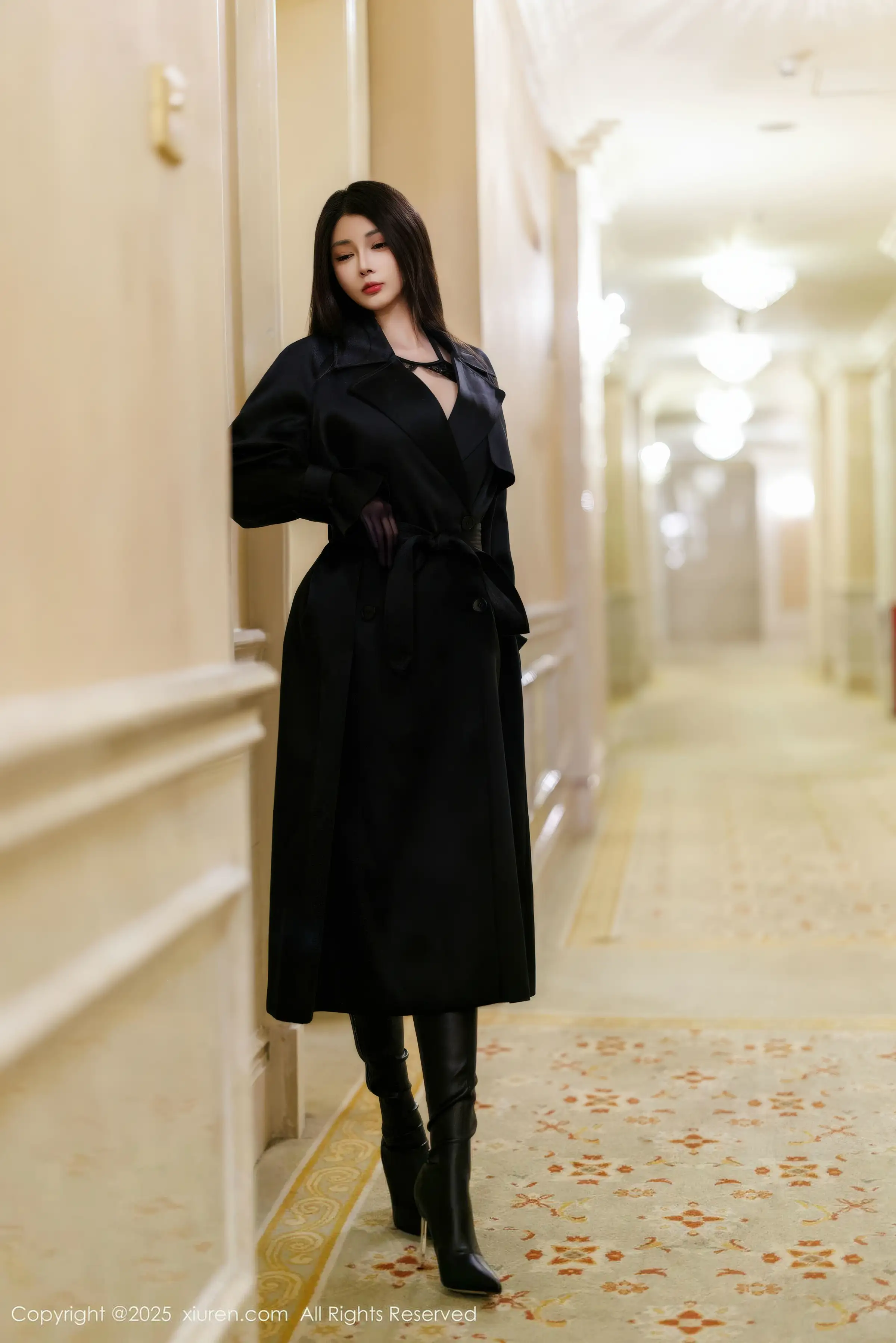 2kmn.vip_[XiuRen秀人网]No.11114_模特凯竹法师～性感黑色情趣内衣配超薄黑丝秀丰腴身材诱惑写真81P