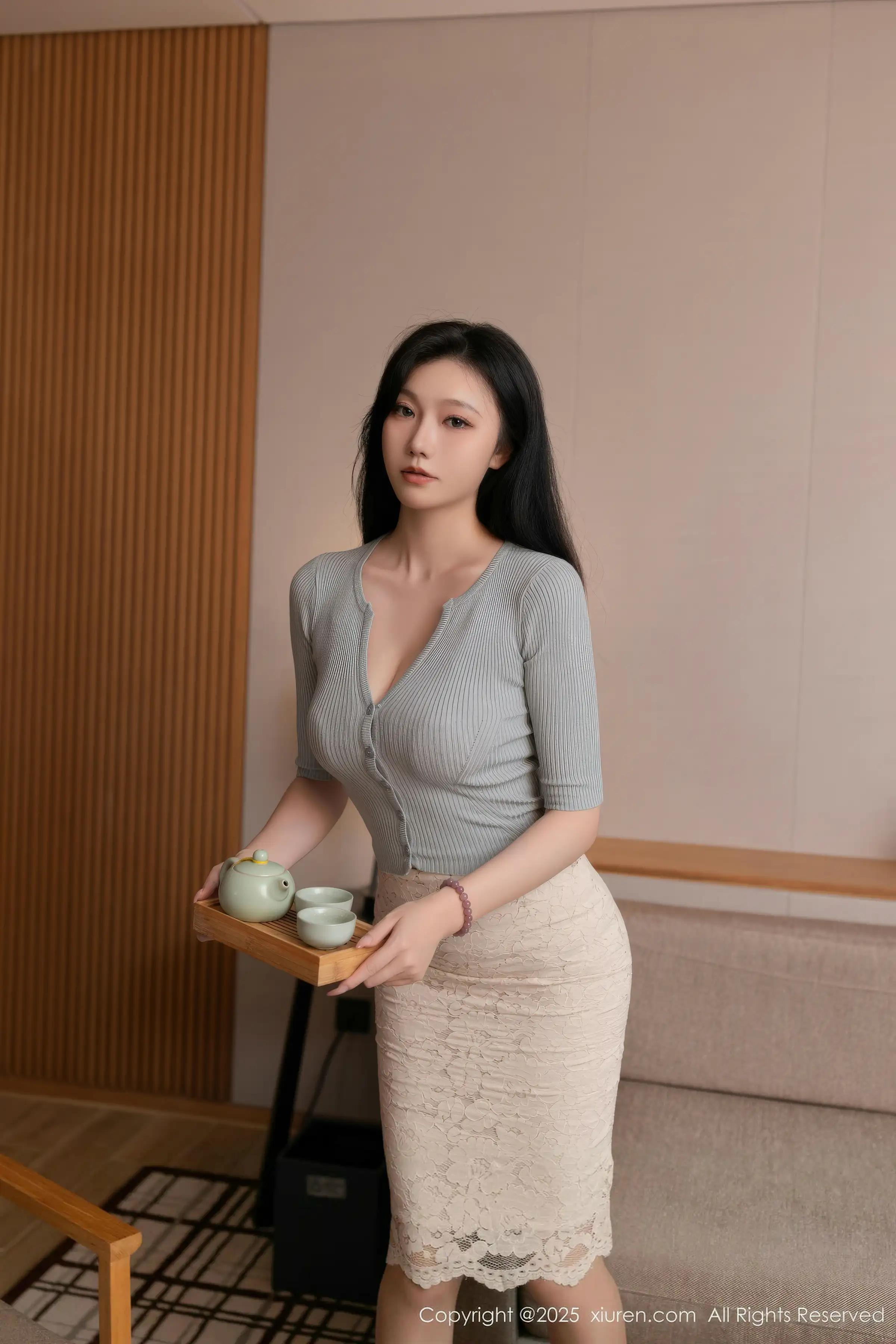 2kmn.vip_[XiuRen秀人网]No.11116_模特安然anran性感低胸服饰露粉色内衣秀曼妙身姿迷人诱惑写真80P