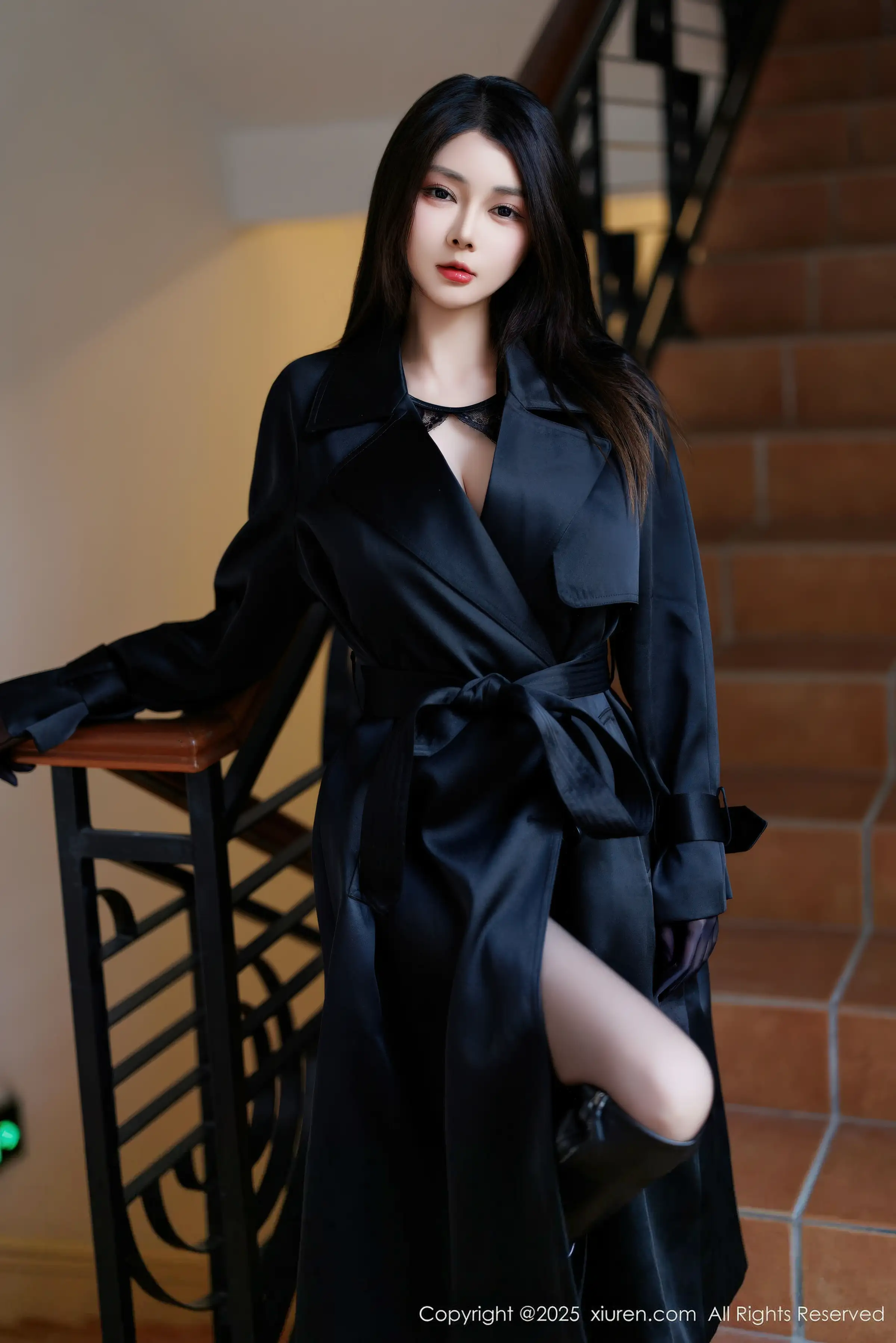 2kmn.vip_[XiuRen秀人网]No.11114_模特凯竹法师～性感黑色情趣内衣配超薄黑丝秀丰腴身材诱惑写真81P