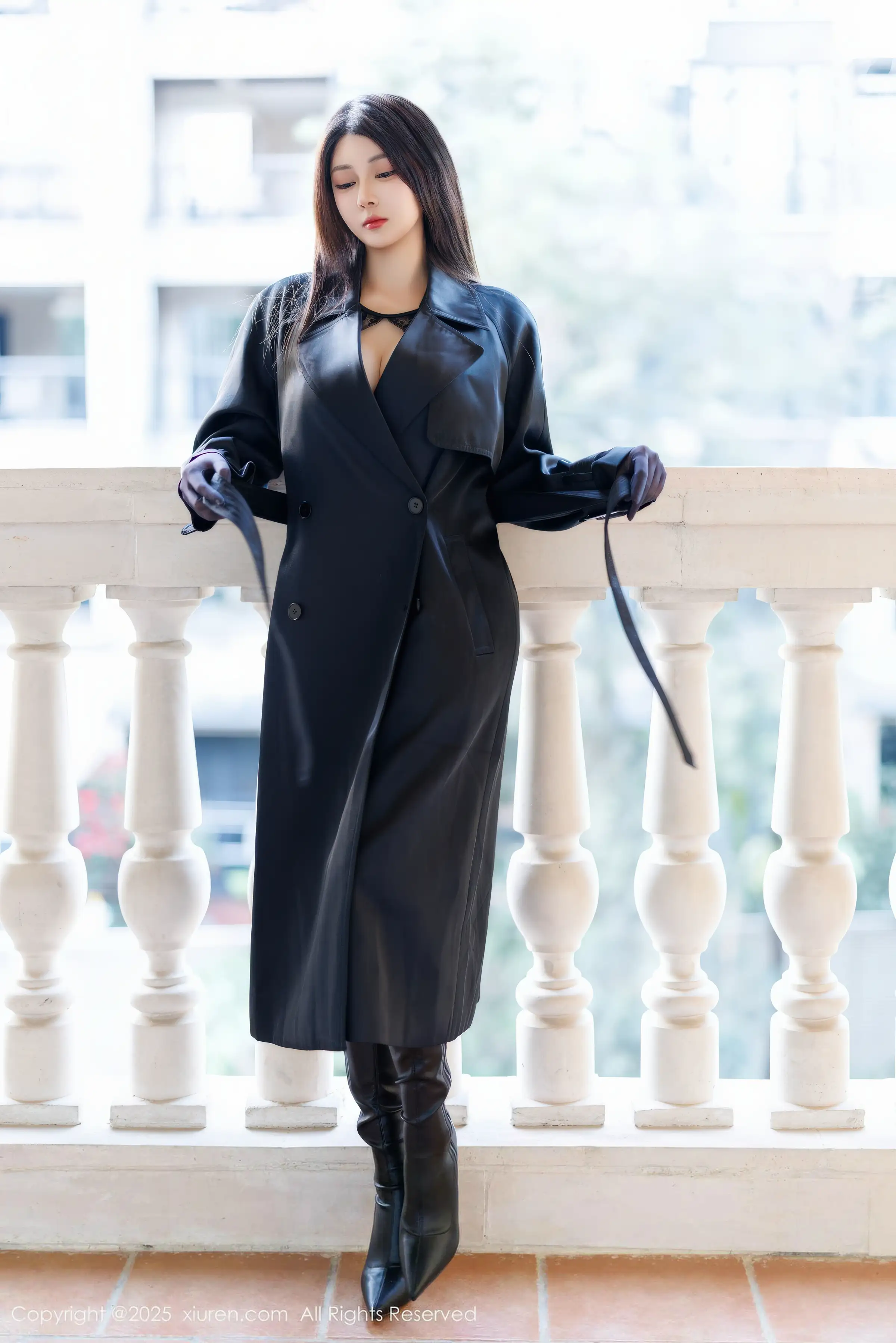 2kmn.vip_[XiuRen秀人网]No.11114_模特凯竹法师～性感黑色情趣内衣配超薄黑丝秀丰腴身材诱惑写真81P