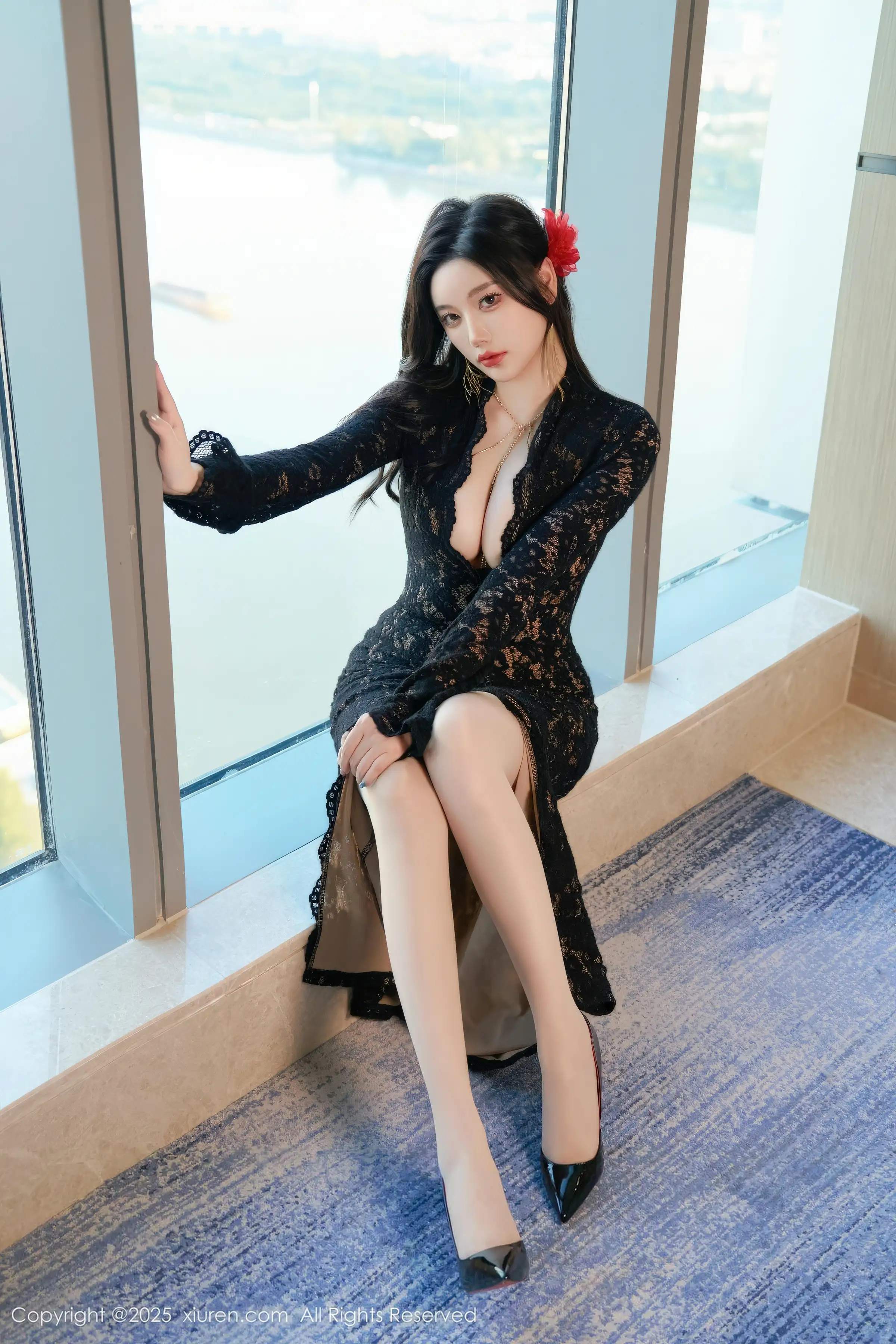 2kmn.vip_[XiuRen秀人网]No.11122_女神CHENCHEN.性感黑色情趣轻透服饰秀丰满身材迷人诱惑写真66P