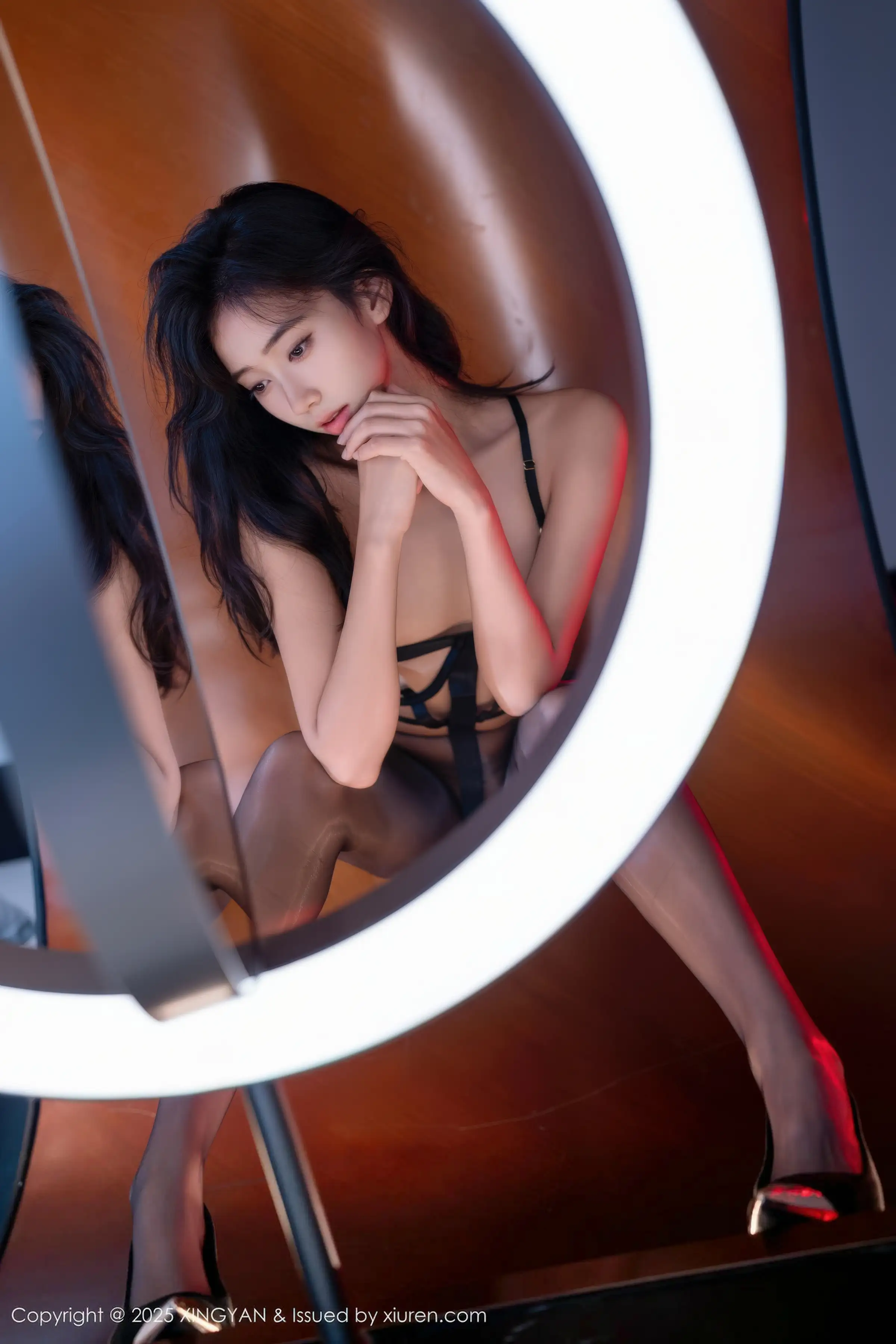 2kmn.vip_[XINGYAN星颜社]VOL.446_模特时安安性感黑色情趣内衣配超薄黑丝秀柔美身姿诱惑写真78P