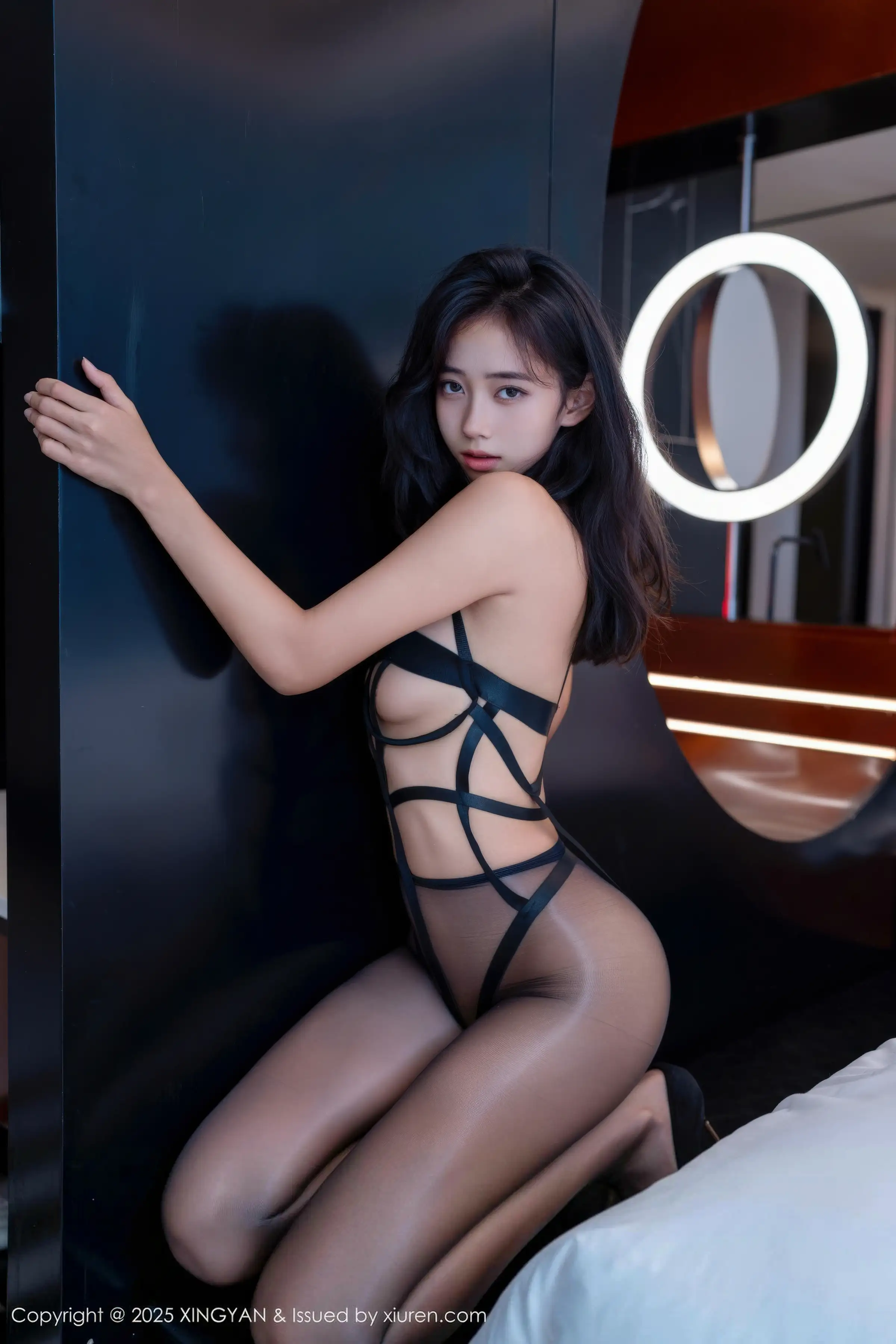 2kmn.vip_[XINGYAN星颜社]VOL.446_模特时安安性感黑色情趣内衣配超薄黑丝秀柔美身姿诱惑写真78P