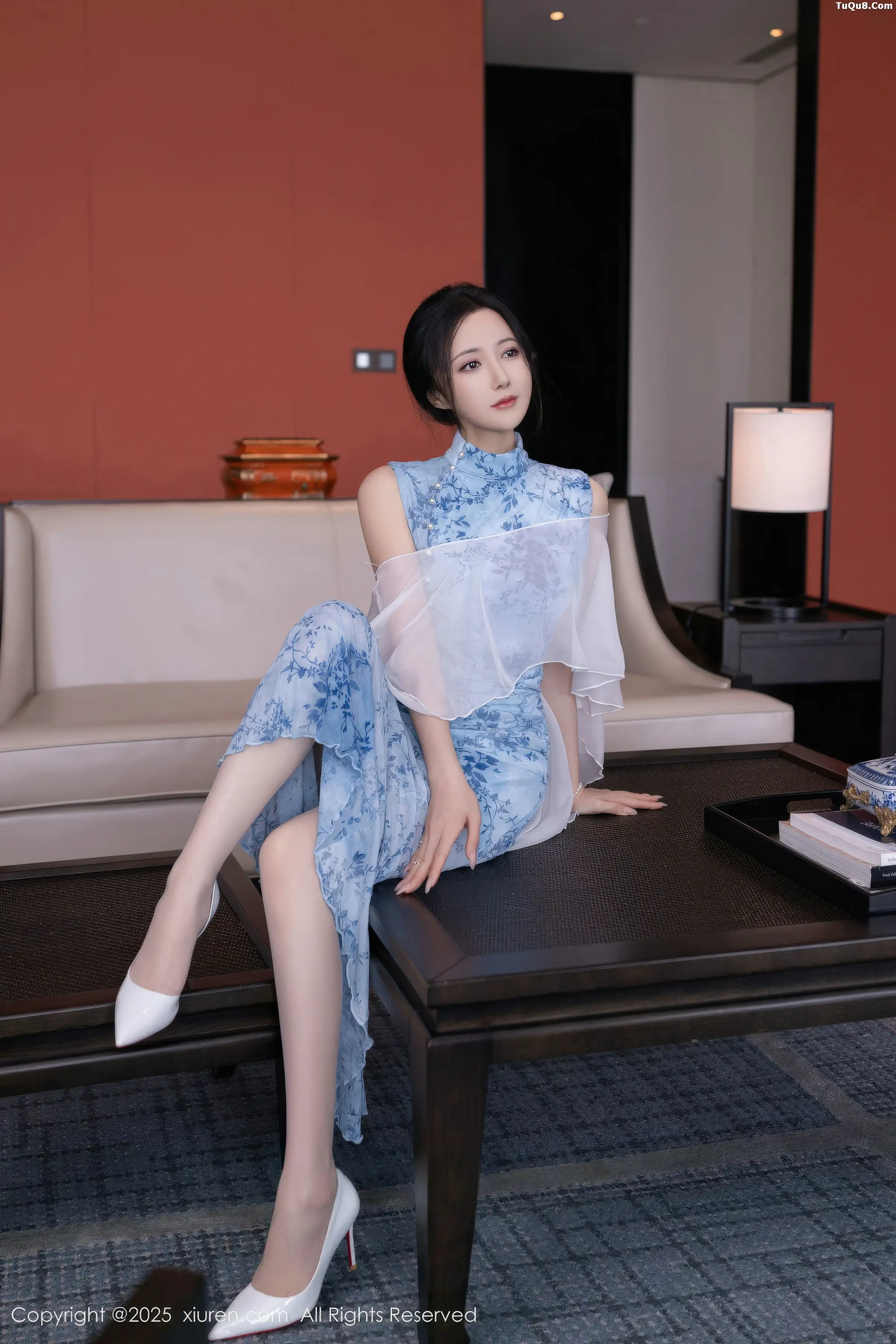 2kmn.vip_[XiuRen秀人网]No.11133_模特鱼子酱Fish性感青瓷连衣裙露白色蕾丝内衣秀曼妙身姿诱惑写真81P